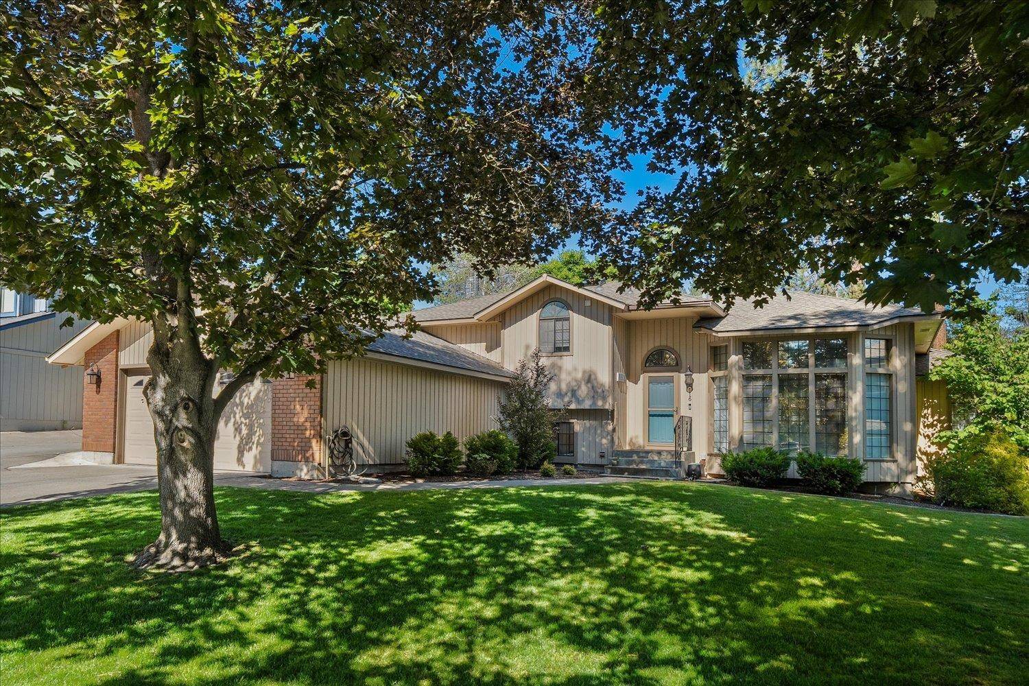 5116 W Ridgecrest Dr, Spokane, WA 99208