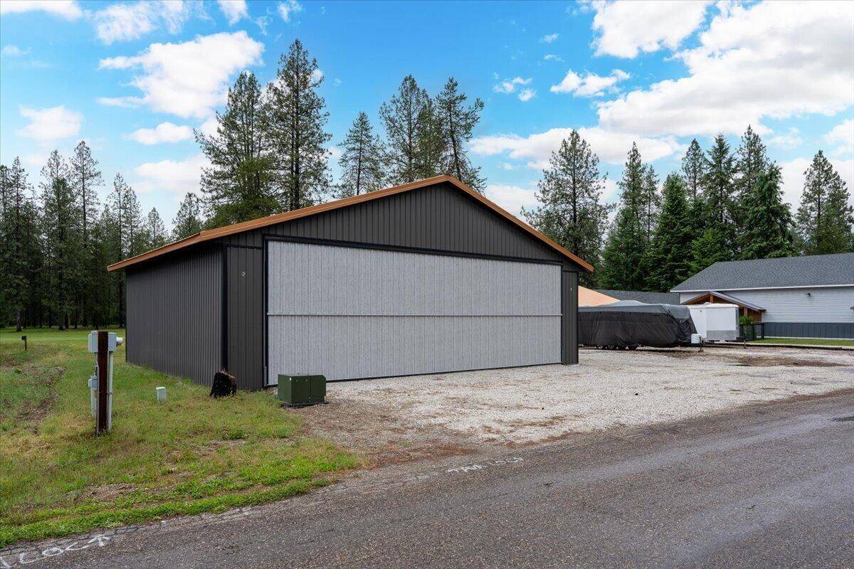 136 Richmond Ln, Chewelah, WA 99109