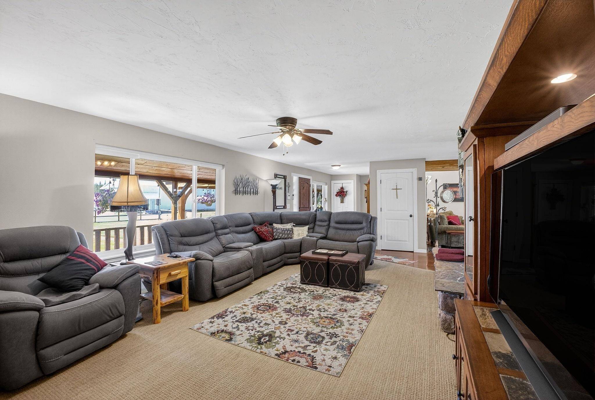 8831 Coyote Trail Rd, Newport, WA 99156