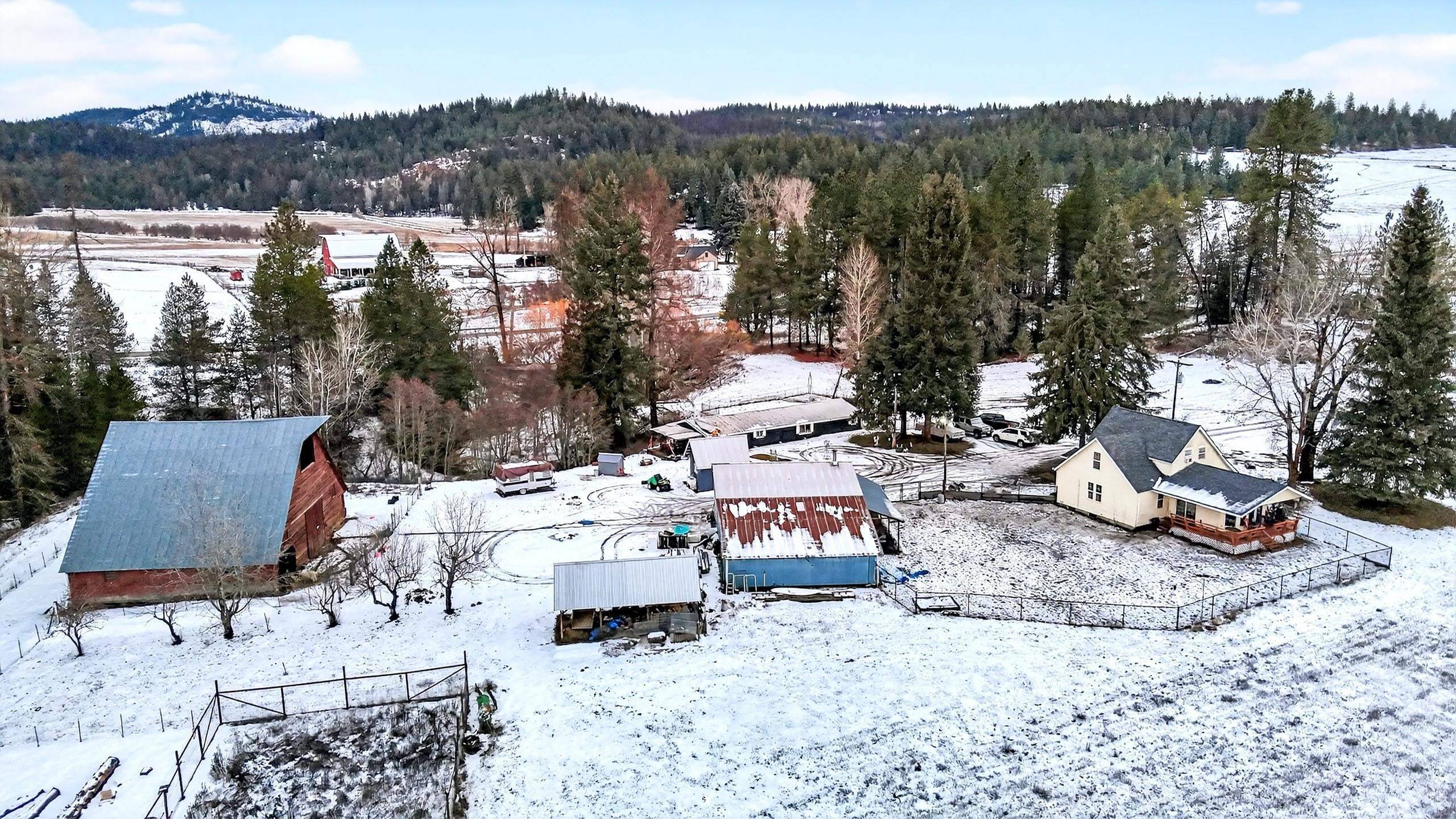 671 Baker Lake Rd, Newport, WA 99156