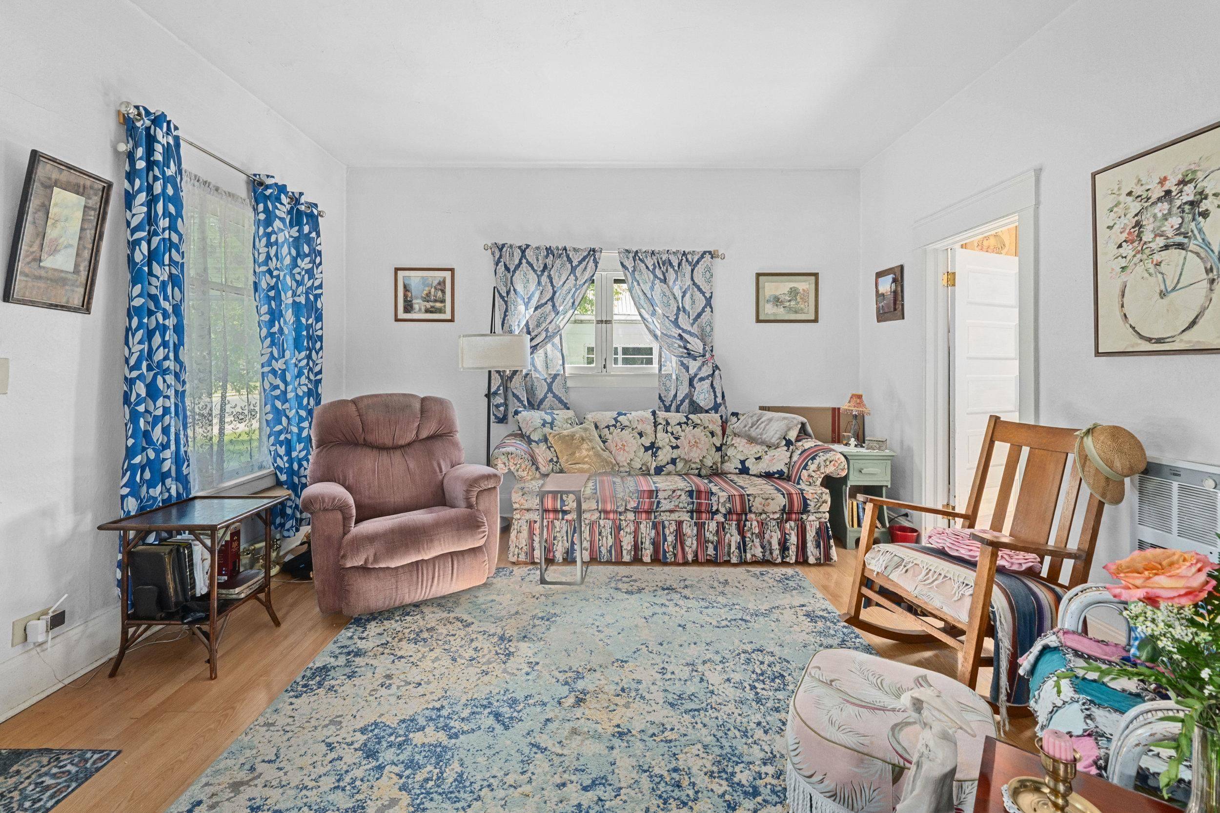 409 Houghton St, Ione, WA 99139