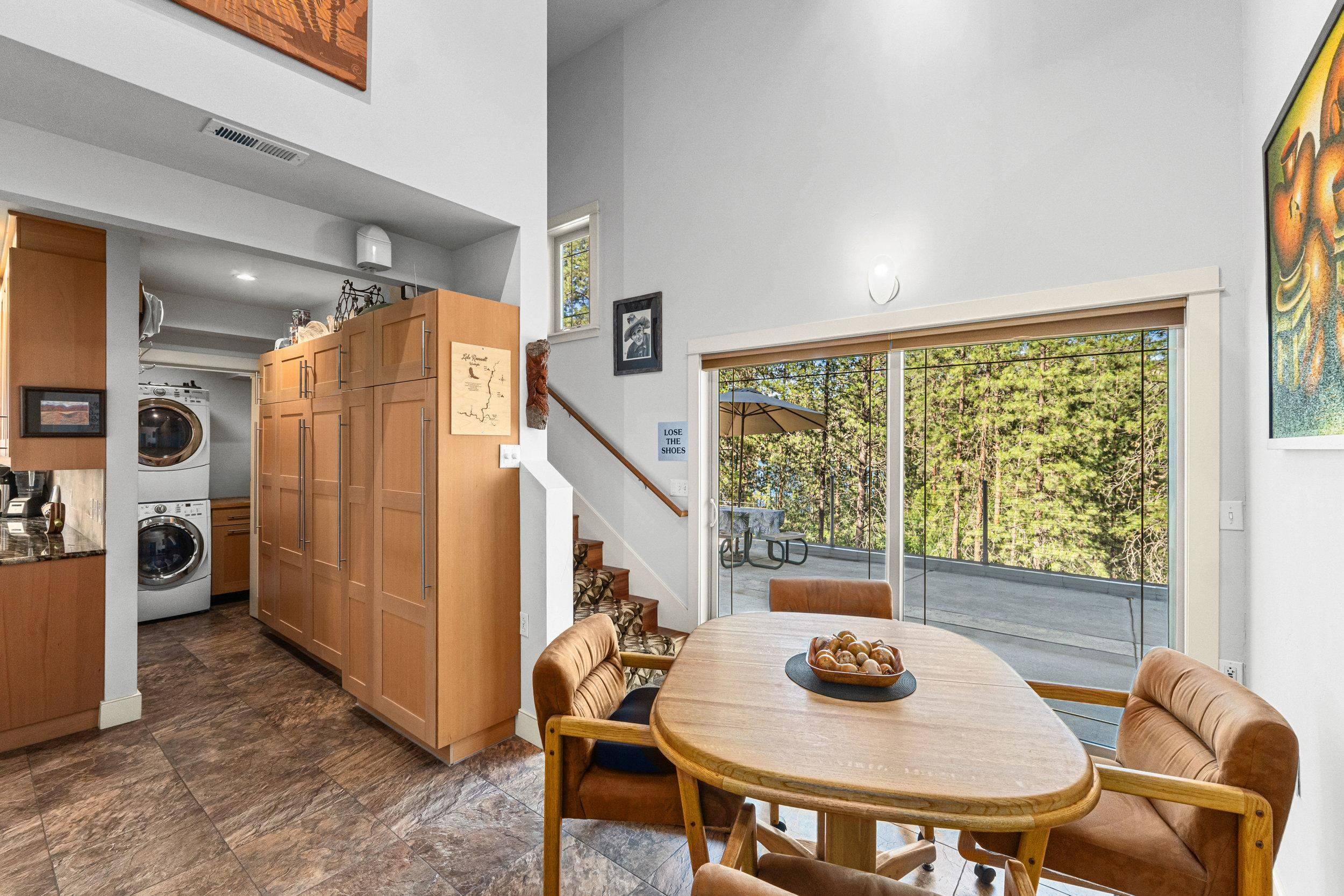 41840 N Porcupine Bay Rd, Davenport, WA 99122