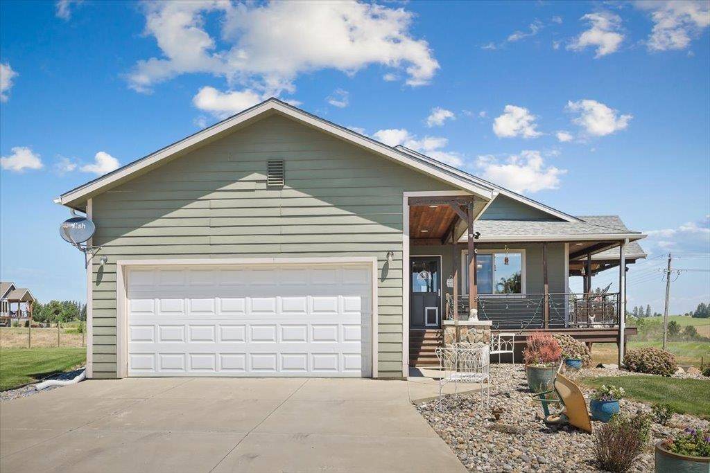 20717 N Division Rd, Colbert, WA 99005