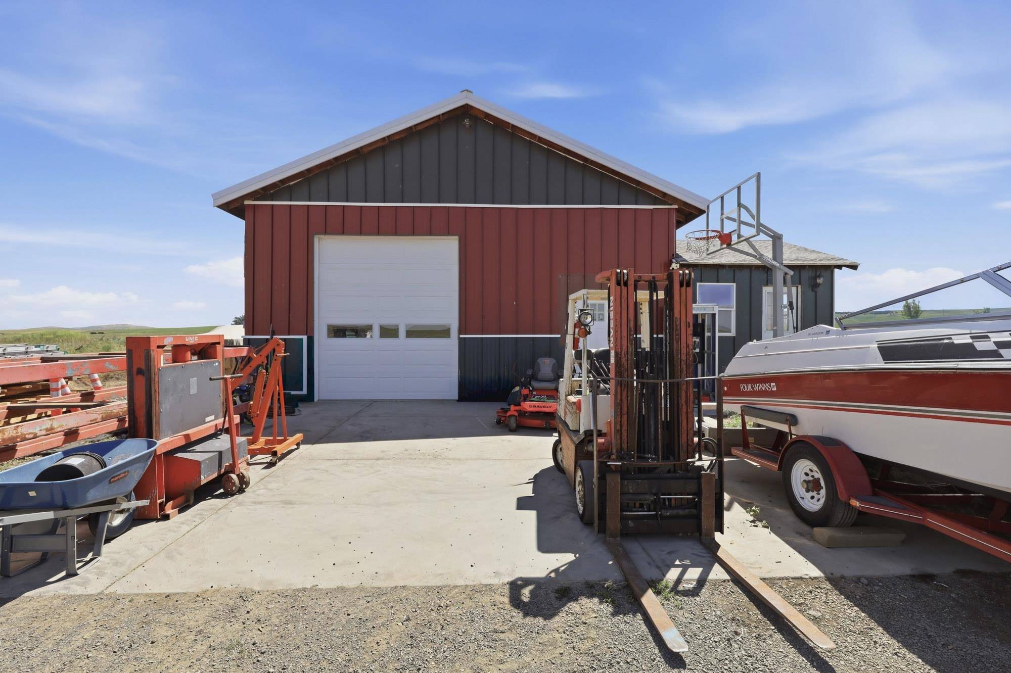 19722 Gravelle Rd N Rd, Edwall, WA 99008