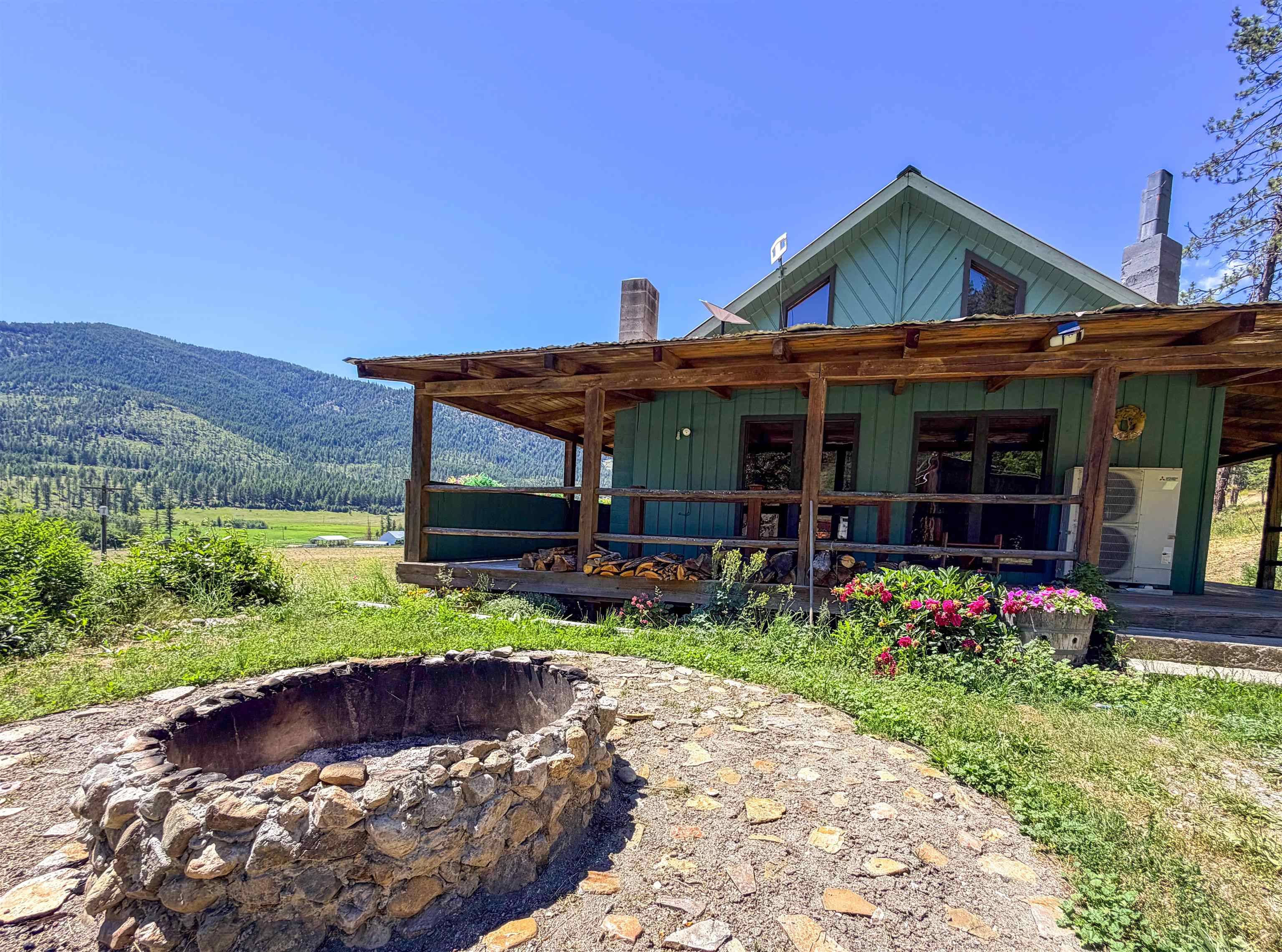 2098 Marble Valley Basin Rd, Addy, WA 99101