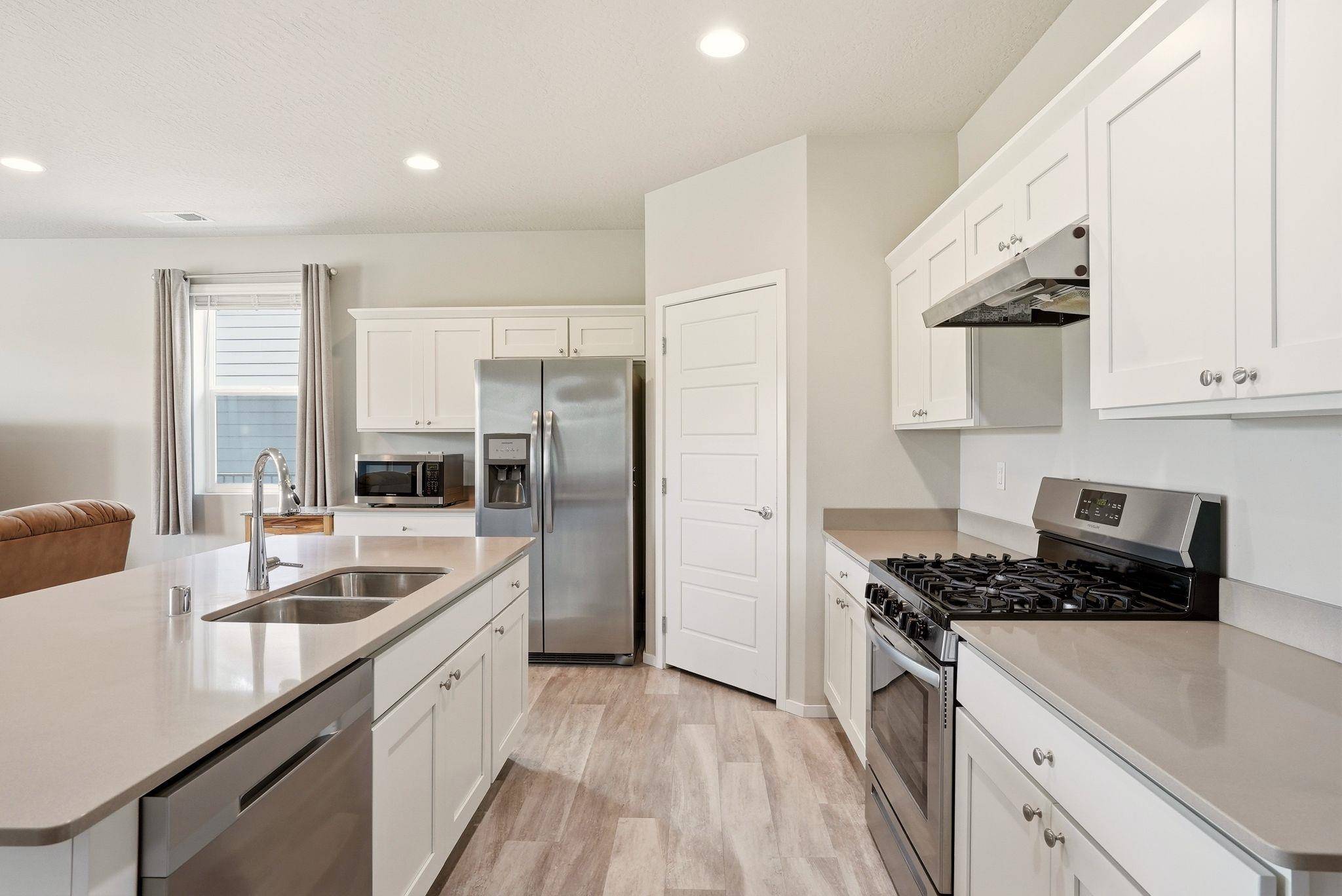 8013 S Fruitvale Ln, Cheney, WA 99004