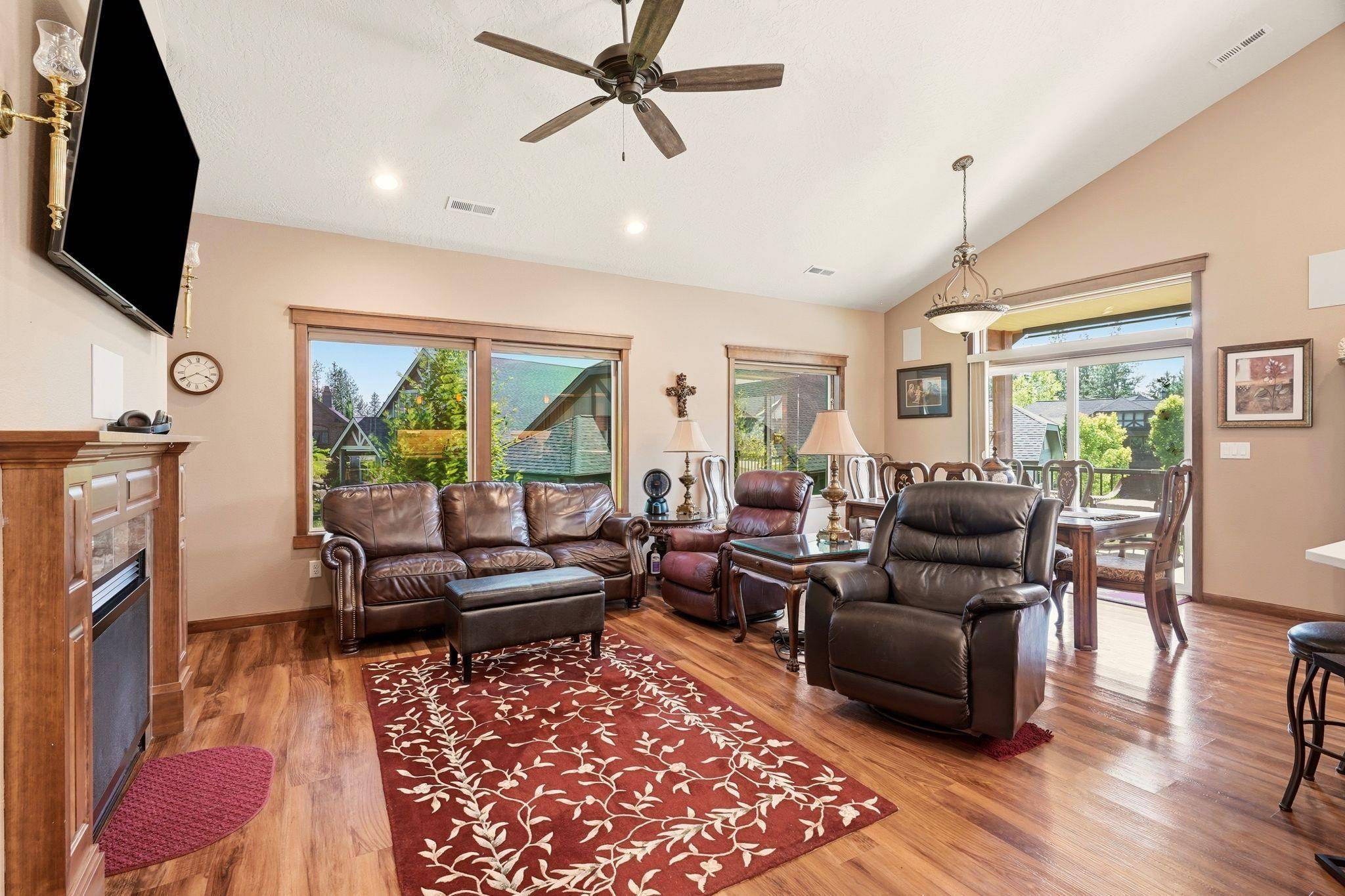 2106 E Aspen Ln, Spokane, WA 99205