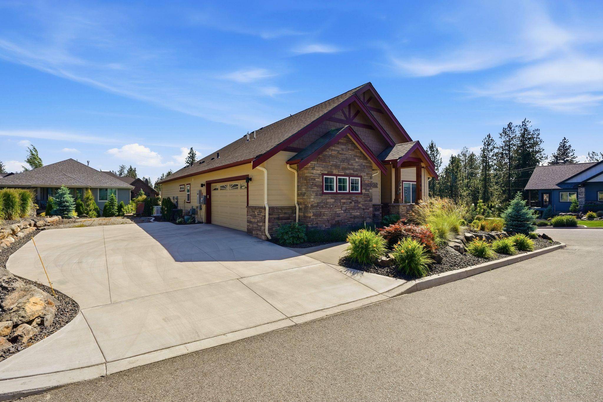 2106 E Aspen Ln, Spokane, WA 99205