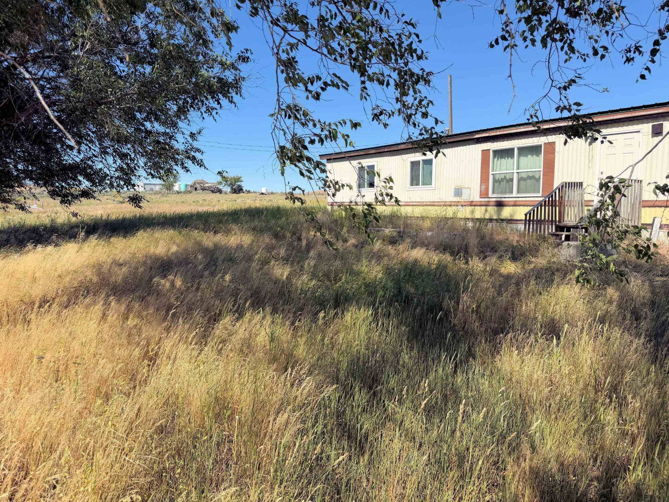 32498 N Crick Rd, Wilbur, WA 99185