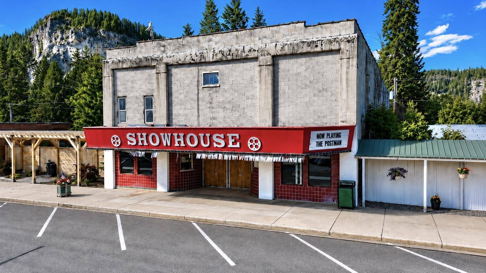 209 E 5TH Ave, Metaline Falls, WA 99153