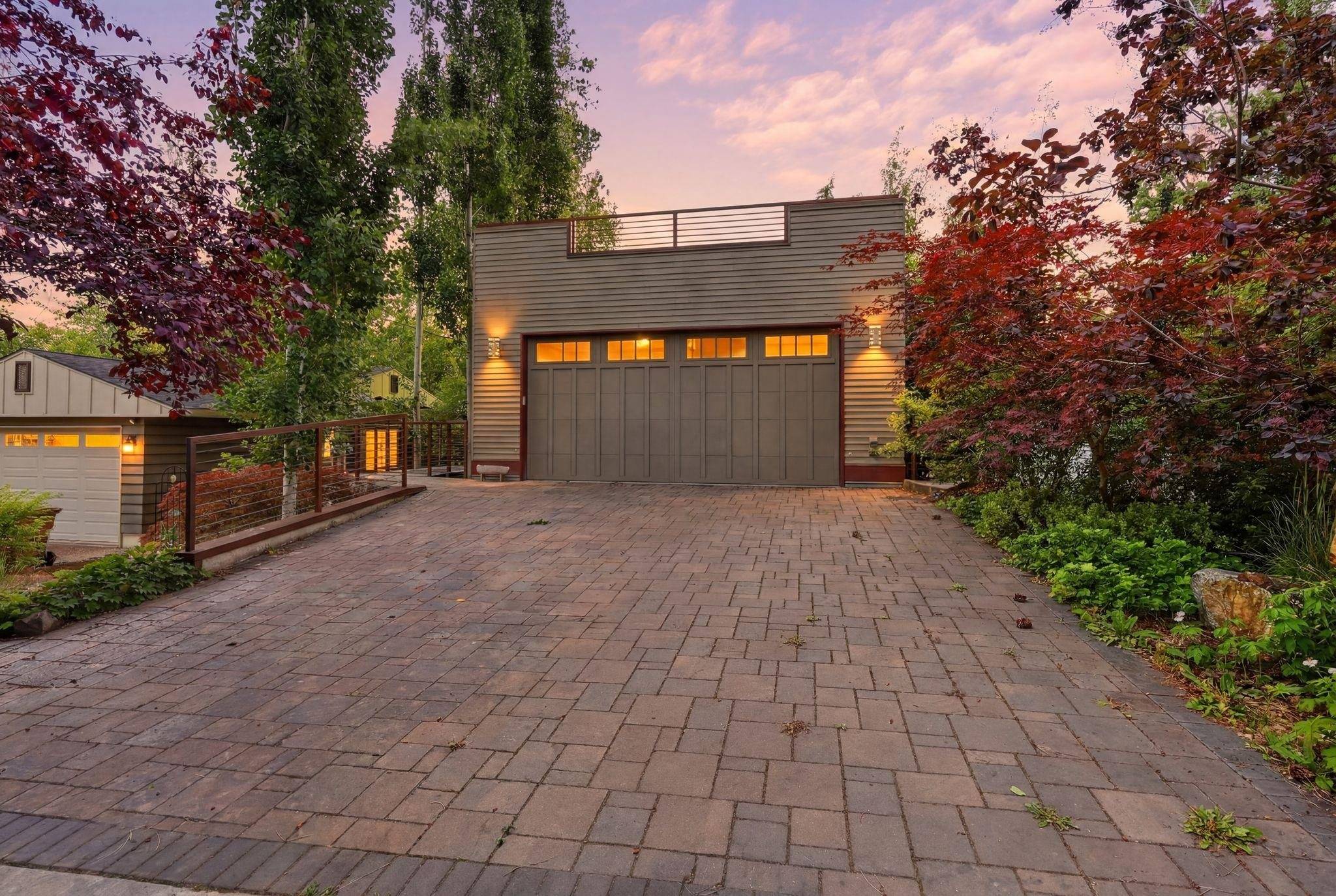 1517 E 19th Ave, Spokane, WA 99203