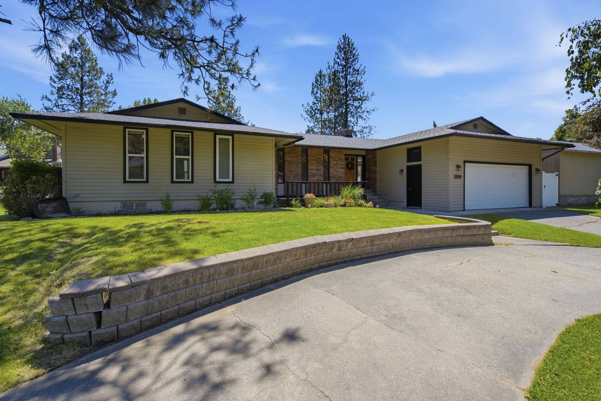 15310 N Cincinnati St, Spokane, WA 99208
