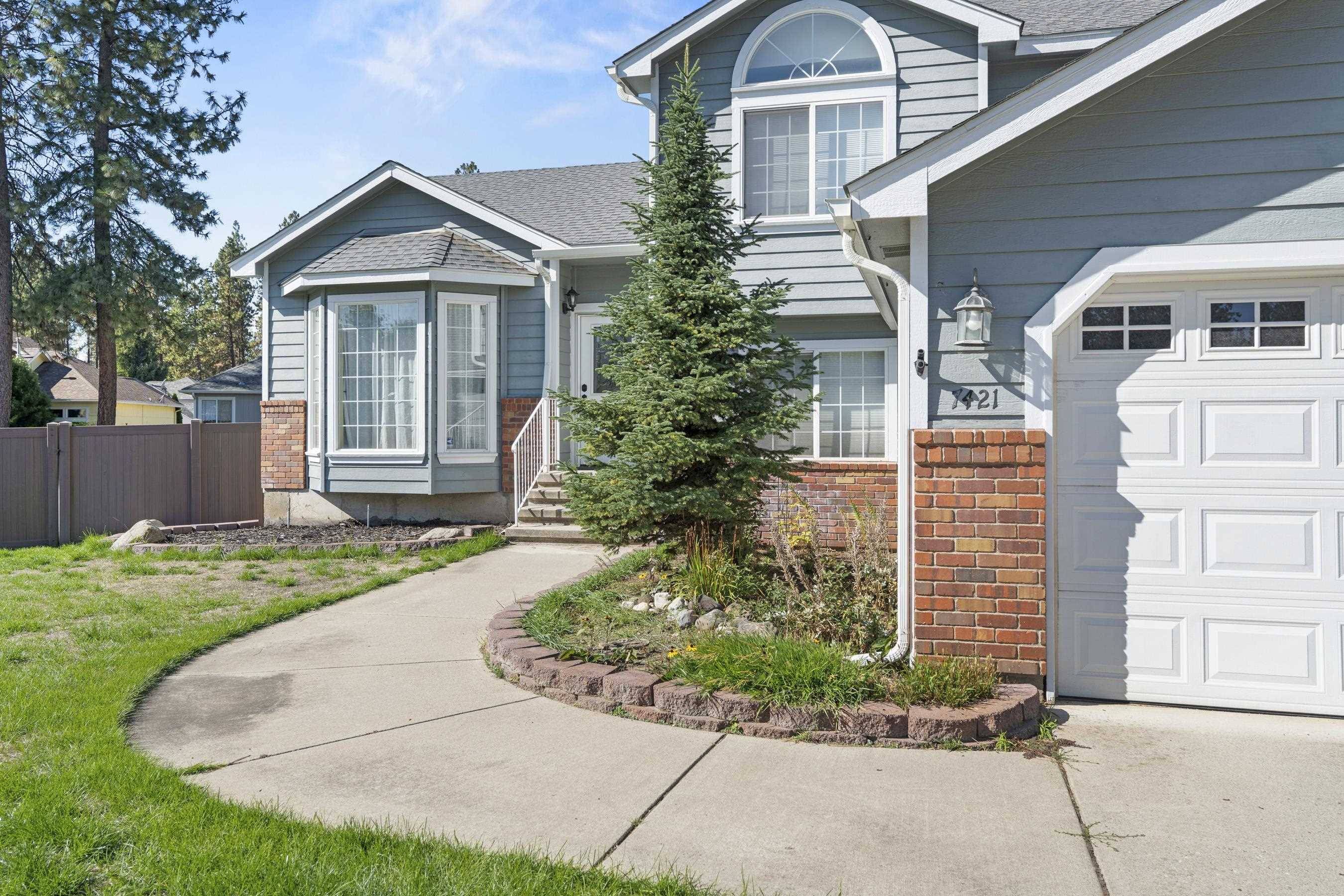 7421 W Lanzce Ct, Nine Mile Falls, WA 99026