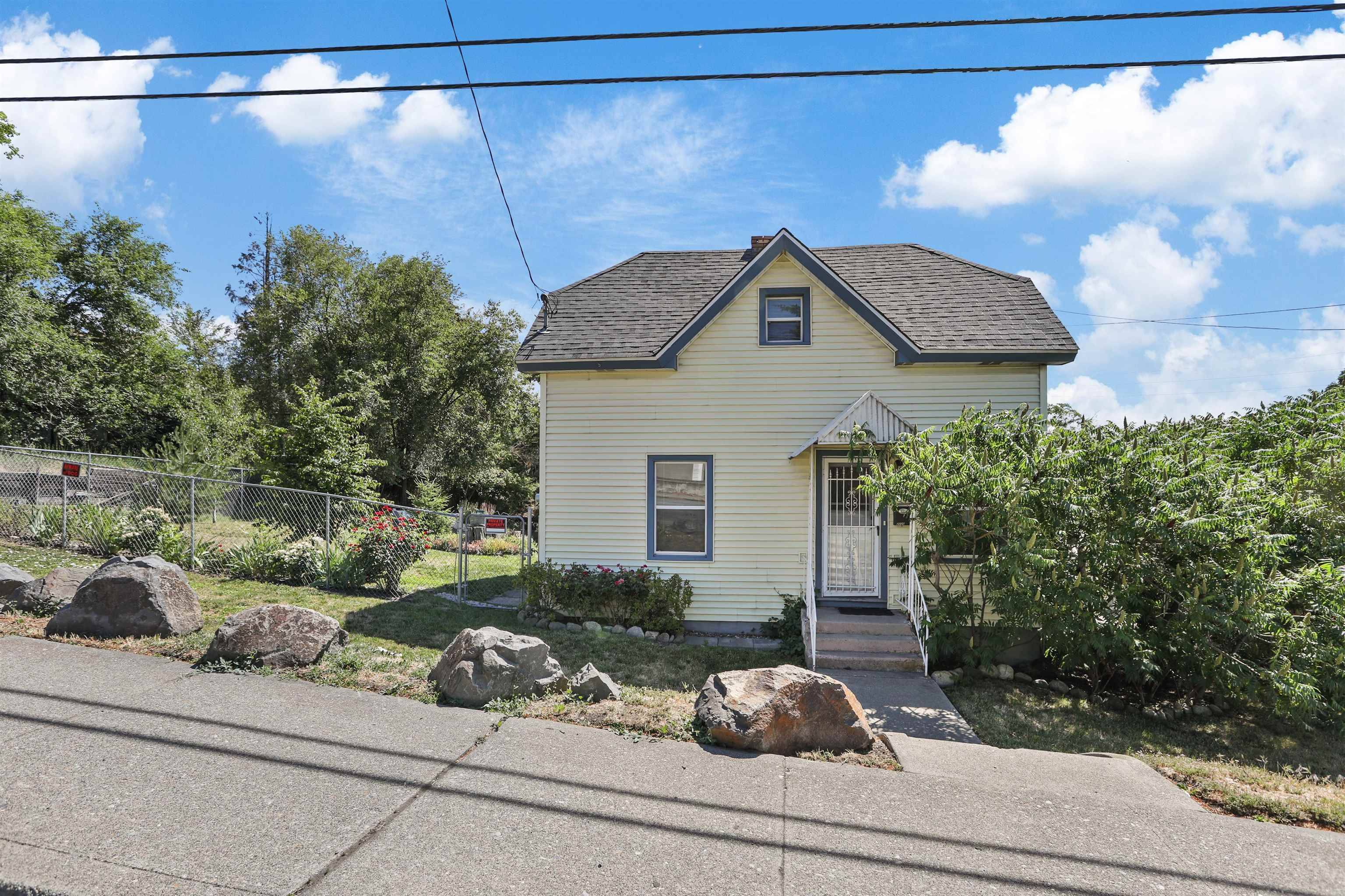 2030 N Perry St, Spokane, WA 99207