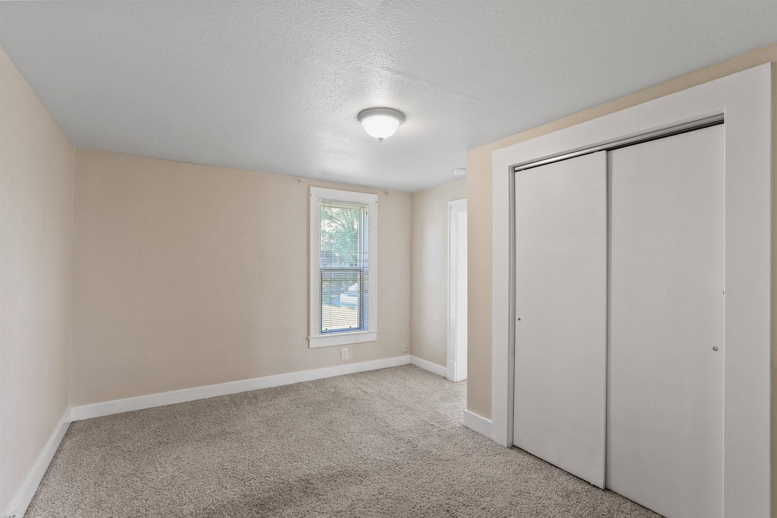 2030 N Perry St, Spokane, WA 99207