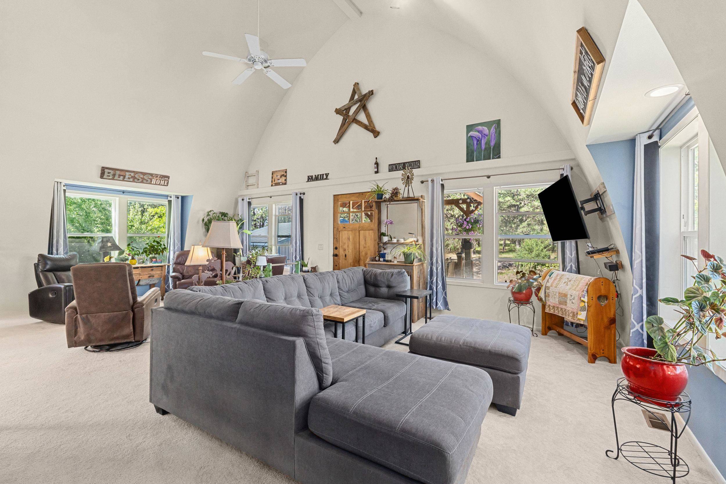 30720 N Mill Rd, Deer Park, WA 99006