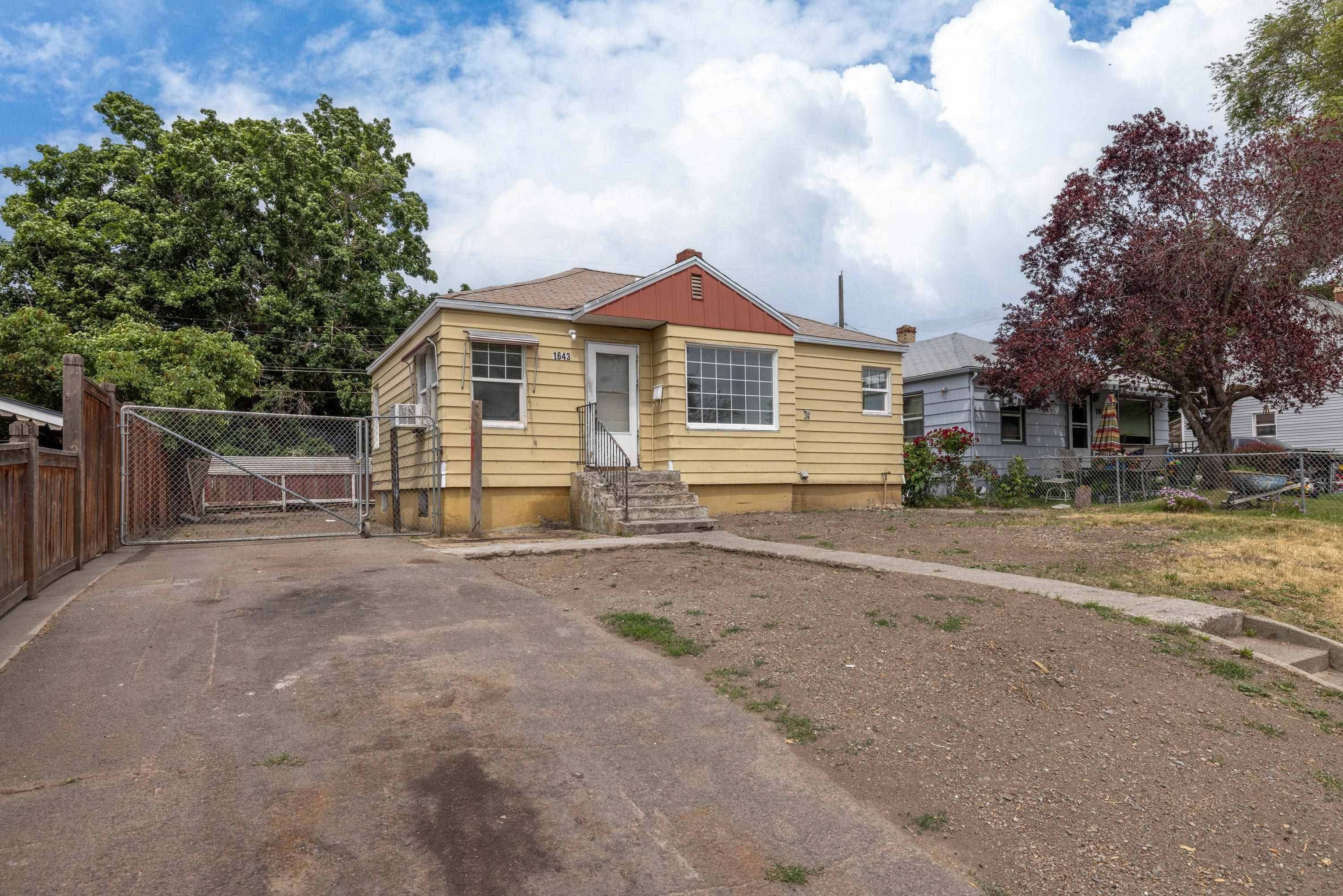 1643 E Rockwell Ave, Spokane, WA 99207