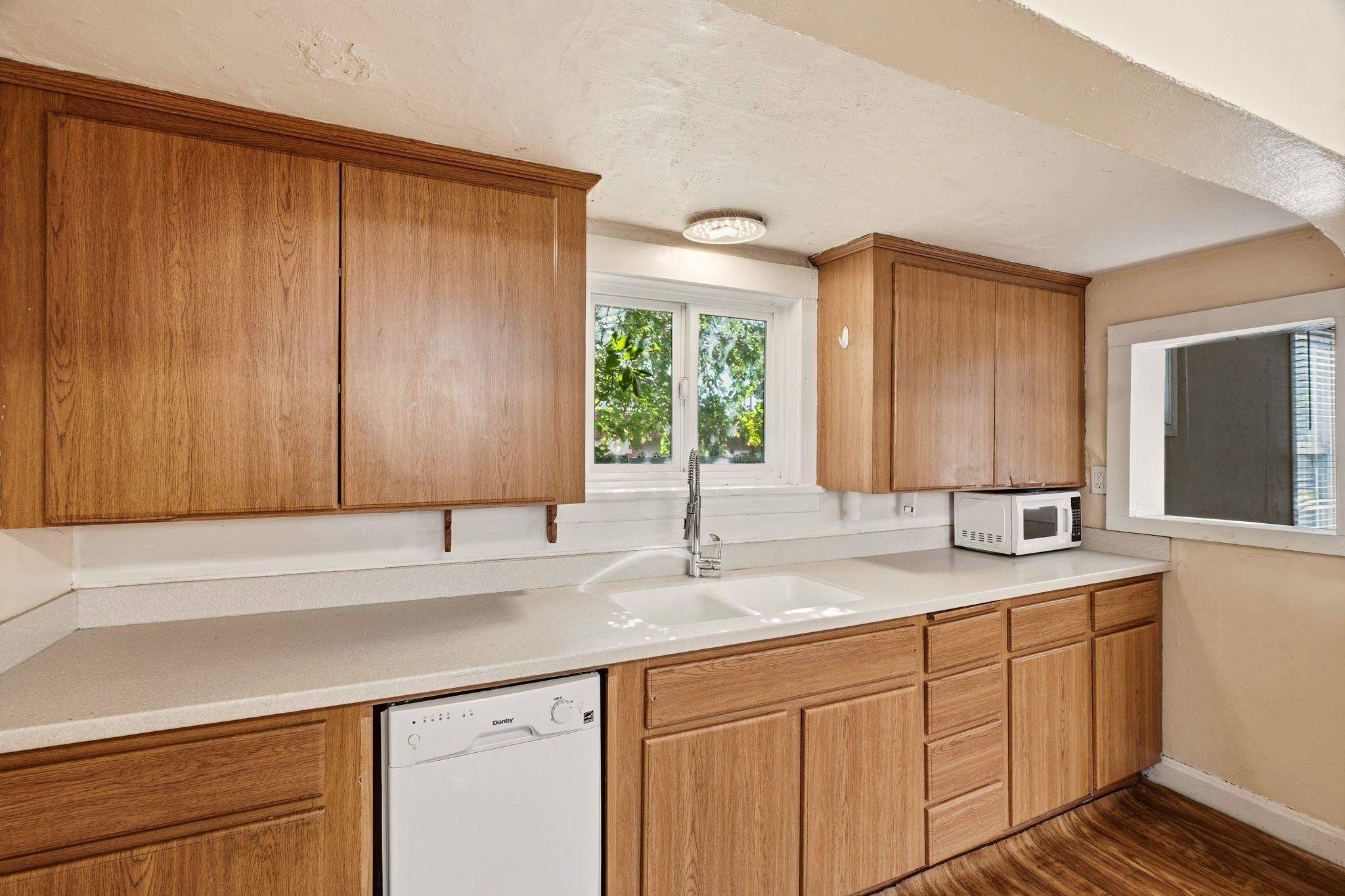 819 E Sinto Ave, Spokane, WA 99202