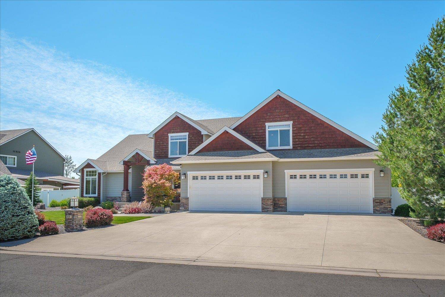 1920 S Dusk Ln, Greenacres, WA 99016