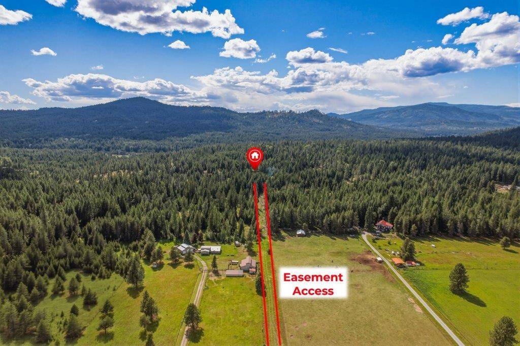 1301 Veit Rd, Newport, WA 99156