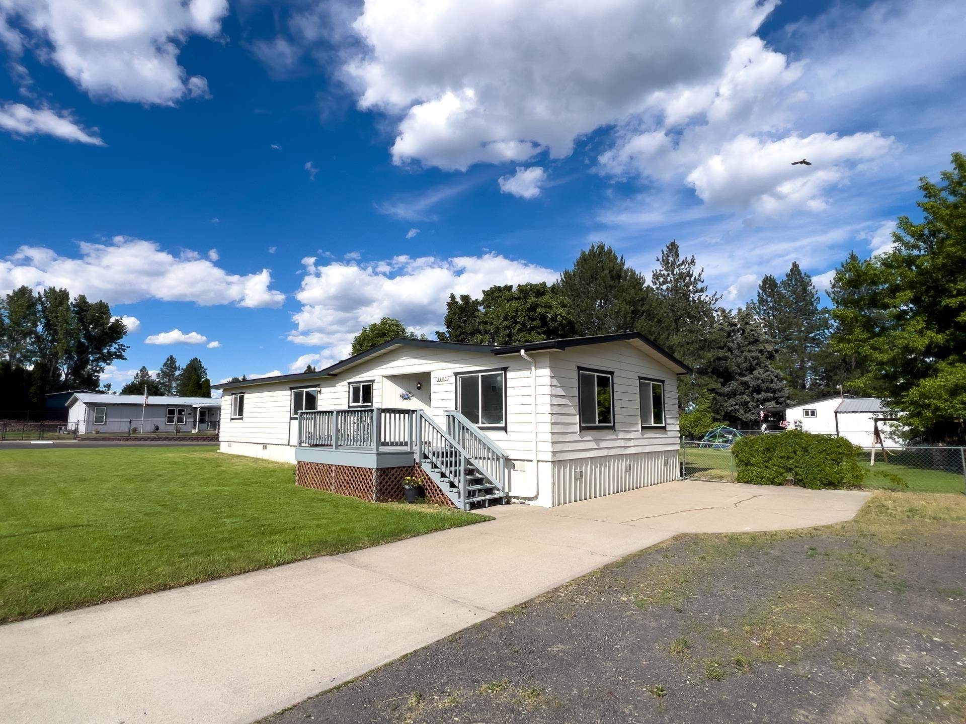 3306 E 4th Ct, Mead, WA 99021
