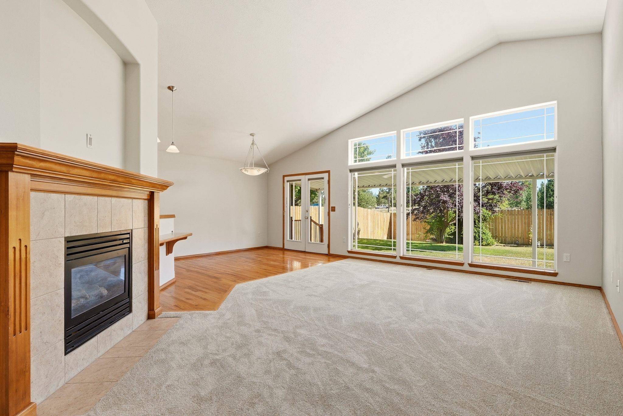 307 W Greta Ln, Spokane, WA 99208