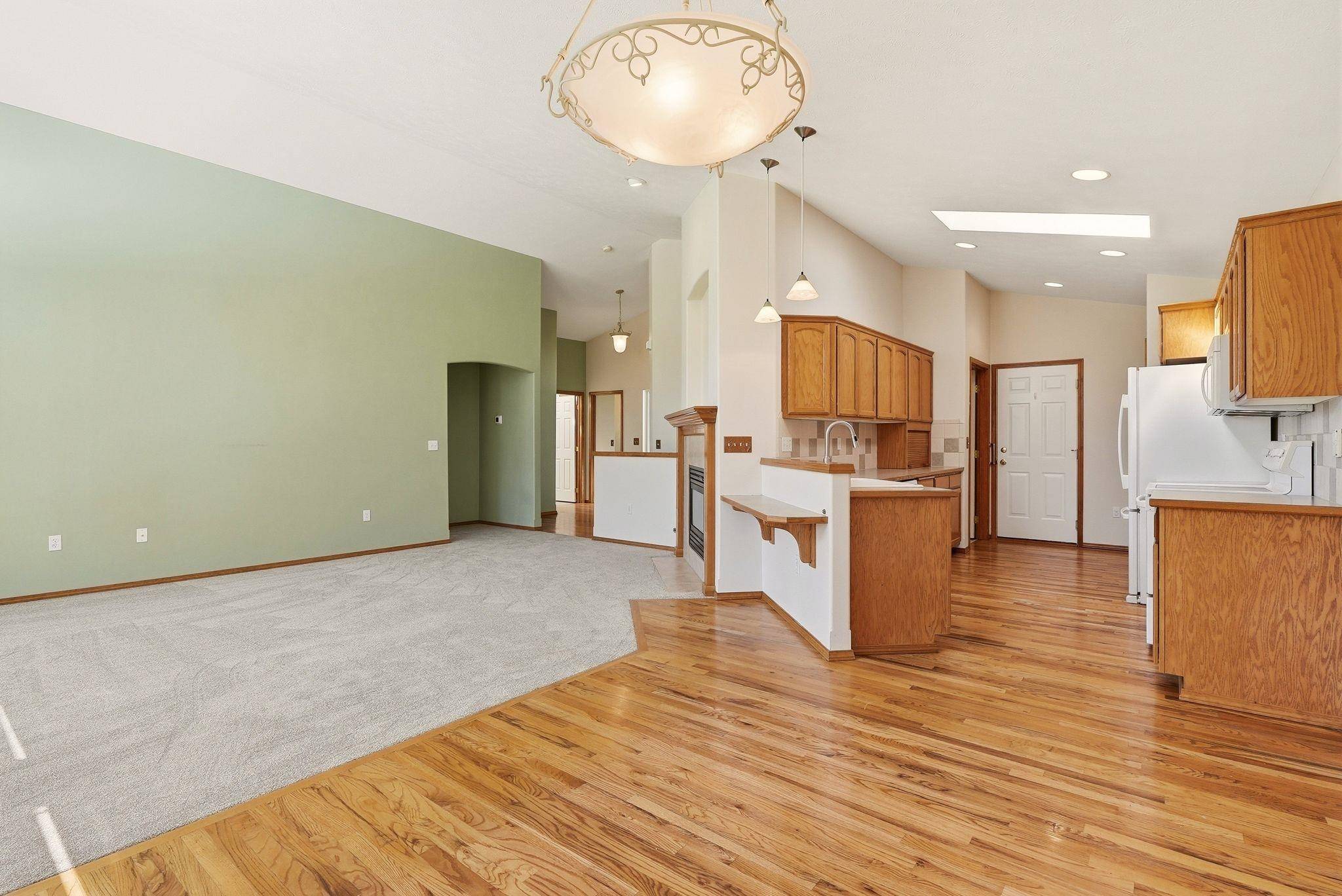 307 W Greta Ln, Spokane, WA 99208