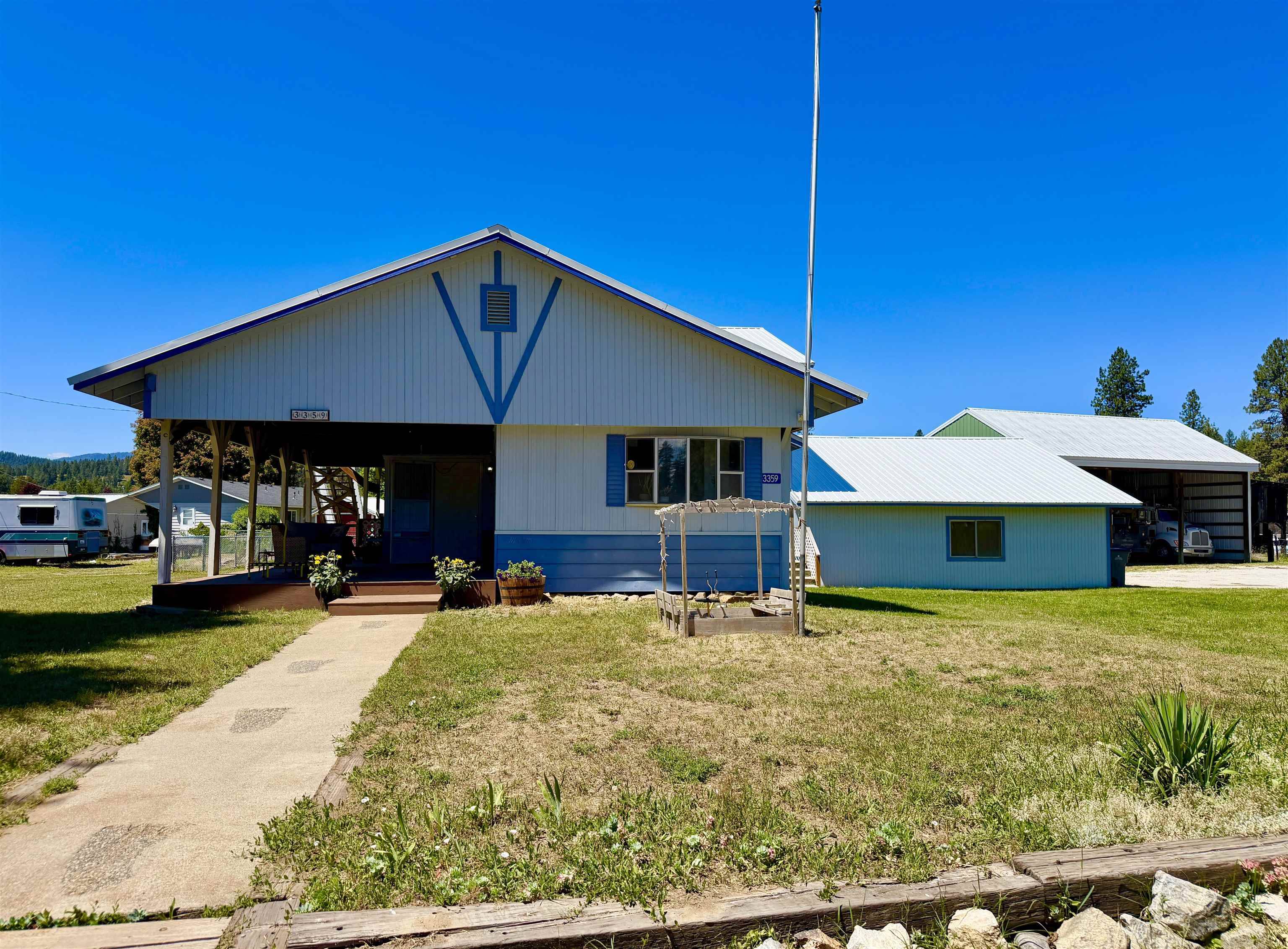 3359 Thompson Rd, Valley, WA 99181