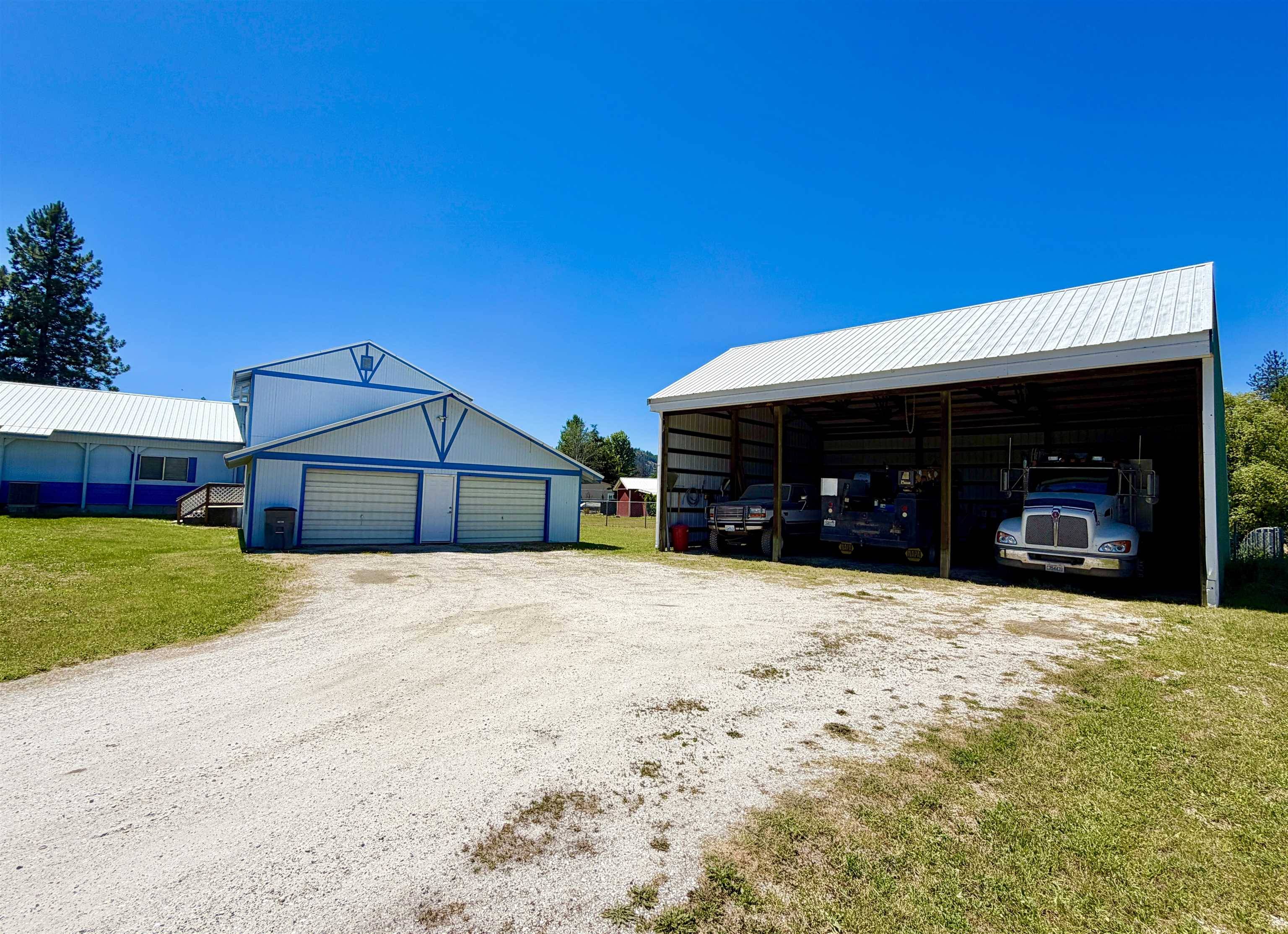 3359 Thompson Rd, Valley, WA 99181