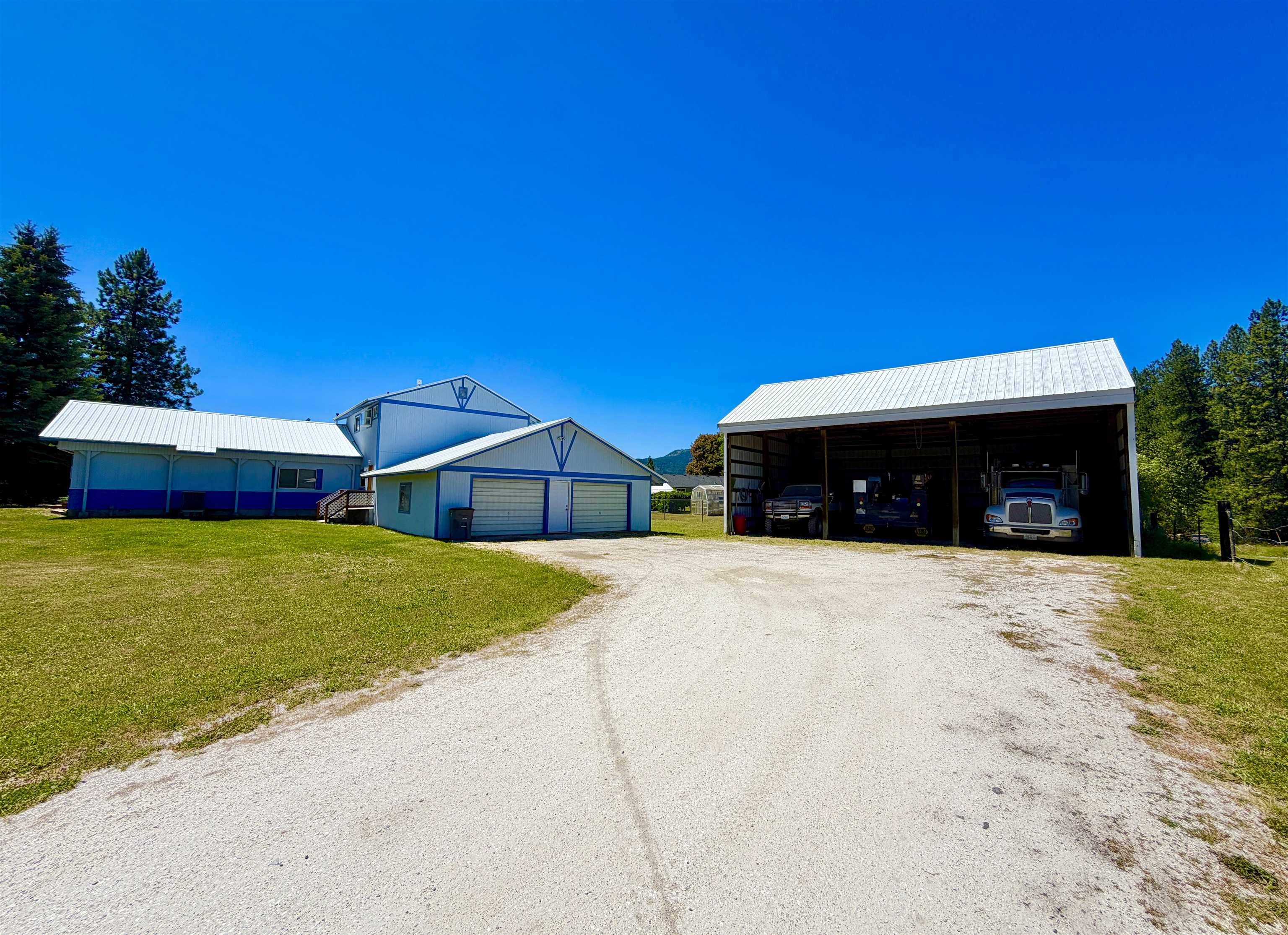 3359 Thompson Rd, Valley, WA 99181