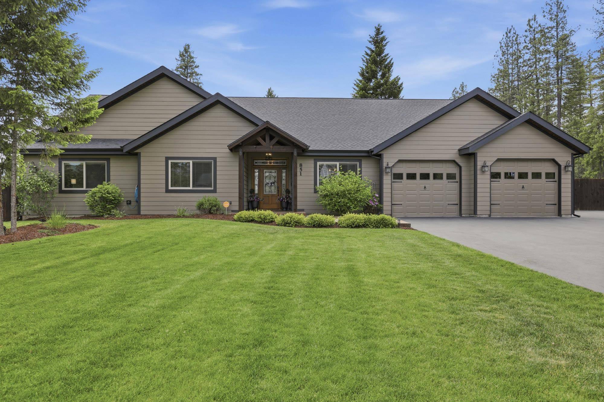851 Thomas Ln, Newport, WA 99156