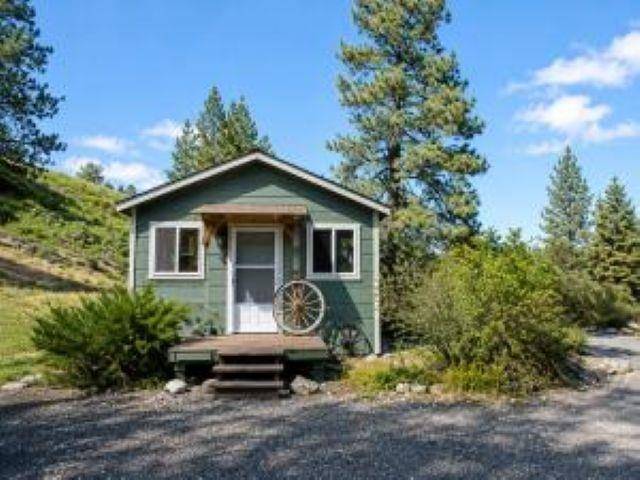 13 LITTLE JOES Rd, Kettle Falls, WA 99141-9941