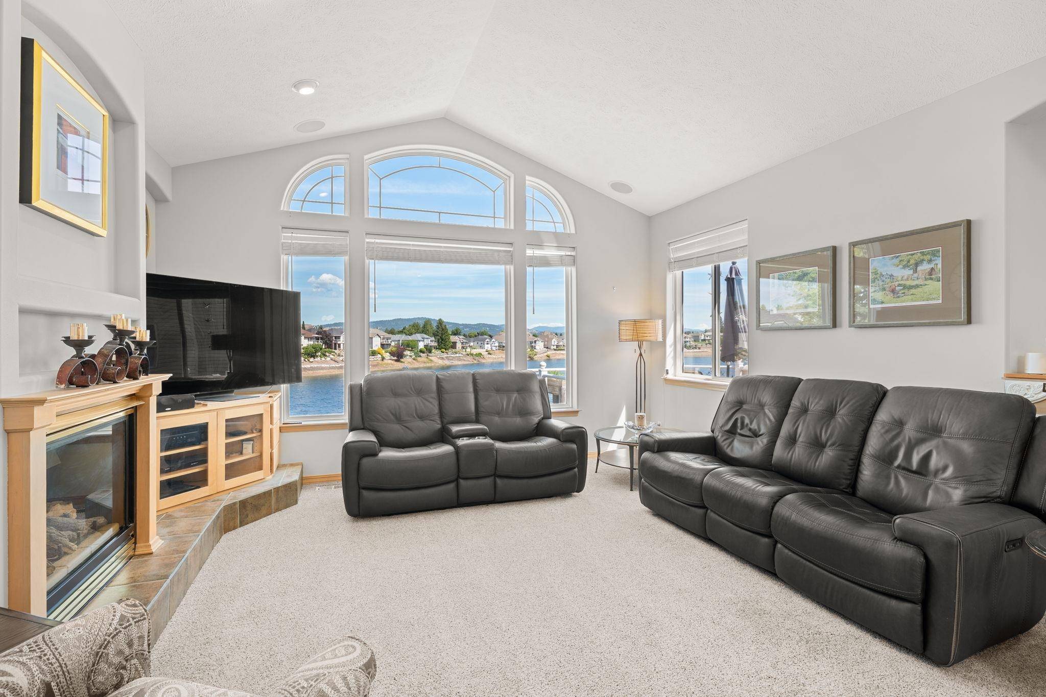 837 S SHELLEY LAKE Ln, Veradale, WA 99037