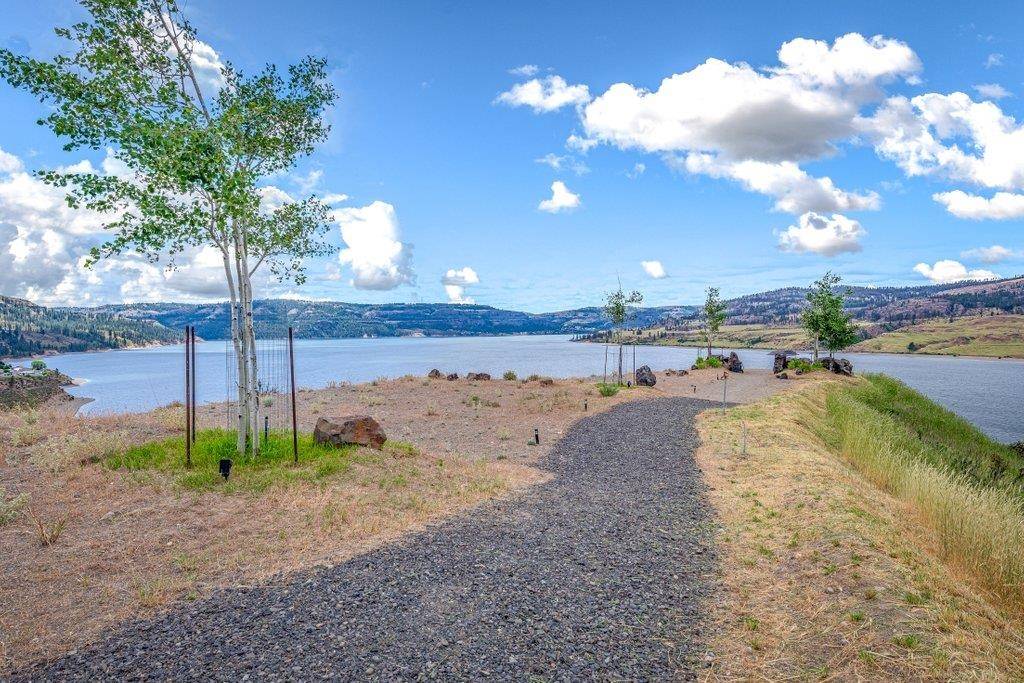 41205 Harbor View Dr, Deer Meadows, WA 99122