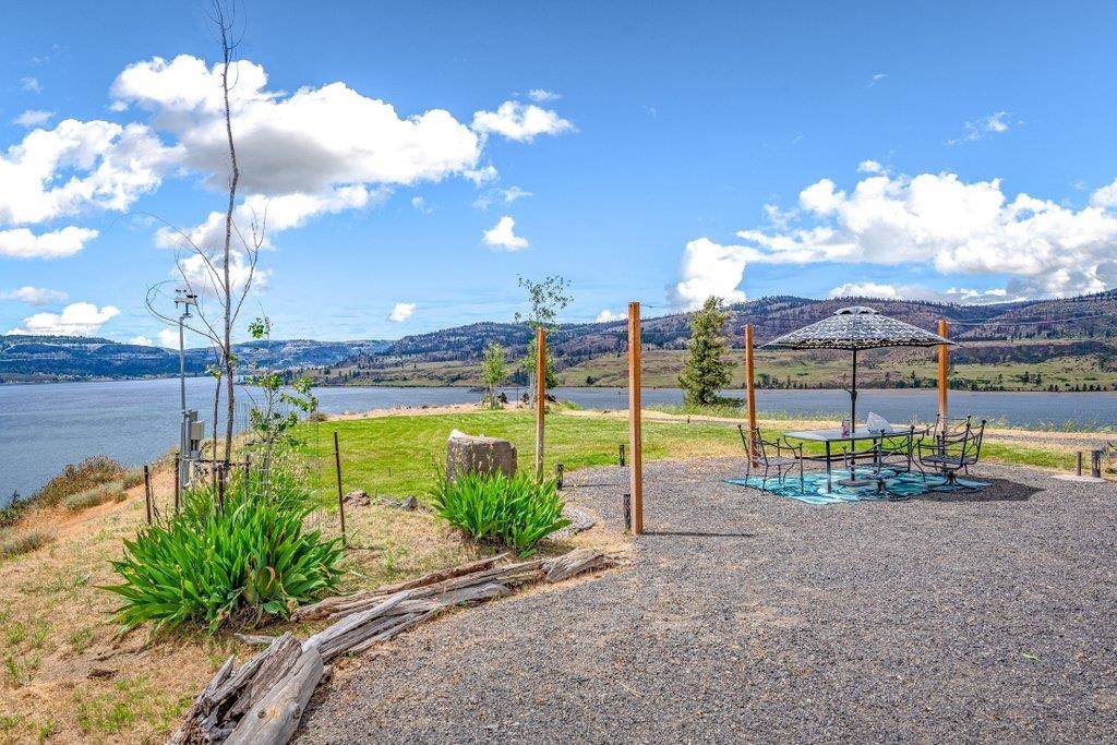 41205 Harbor View Dr, Deer Meadows, WA 99122