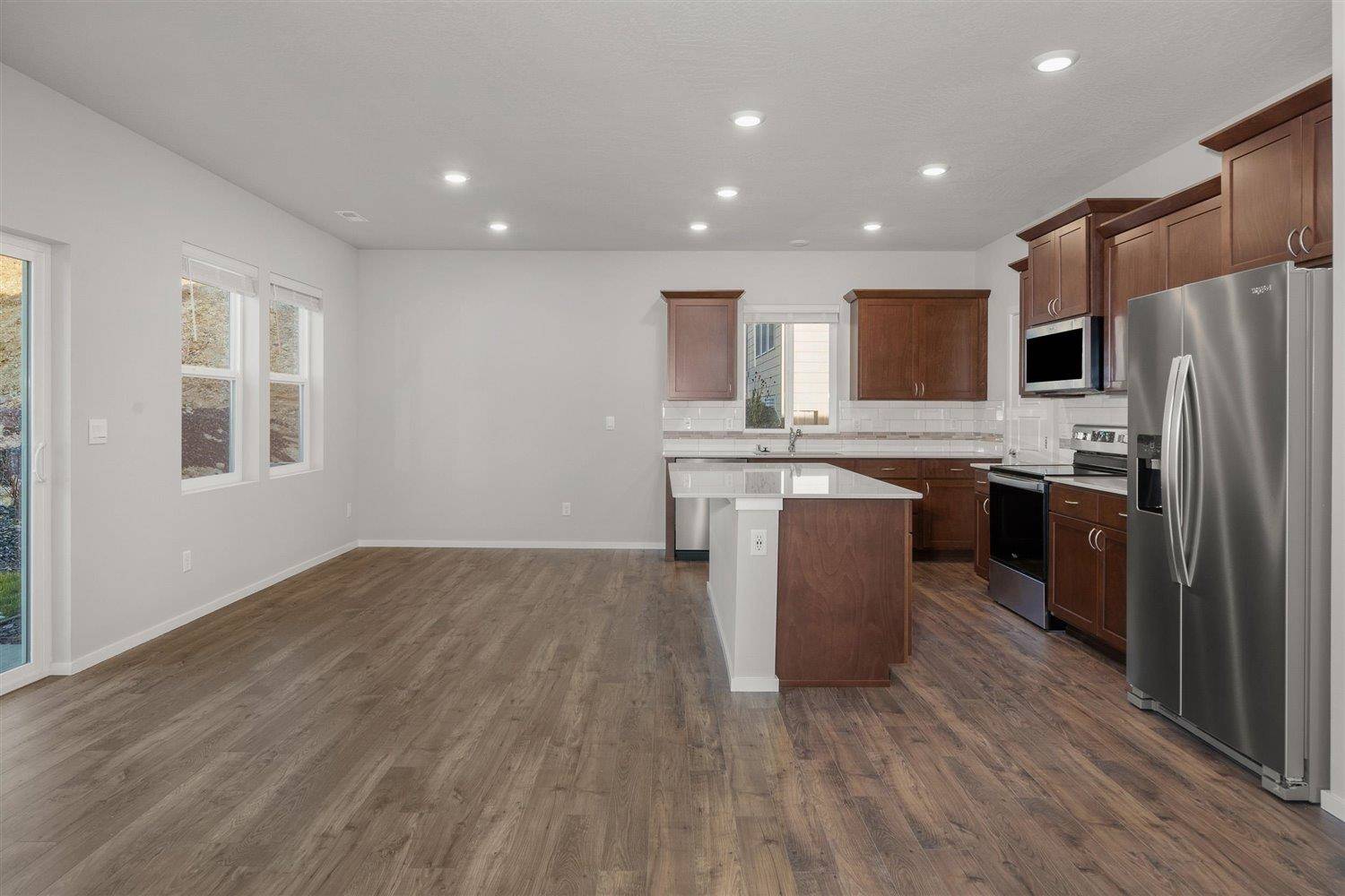 3763 S McCabe Ln, Spokane, WA 99206