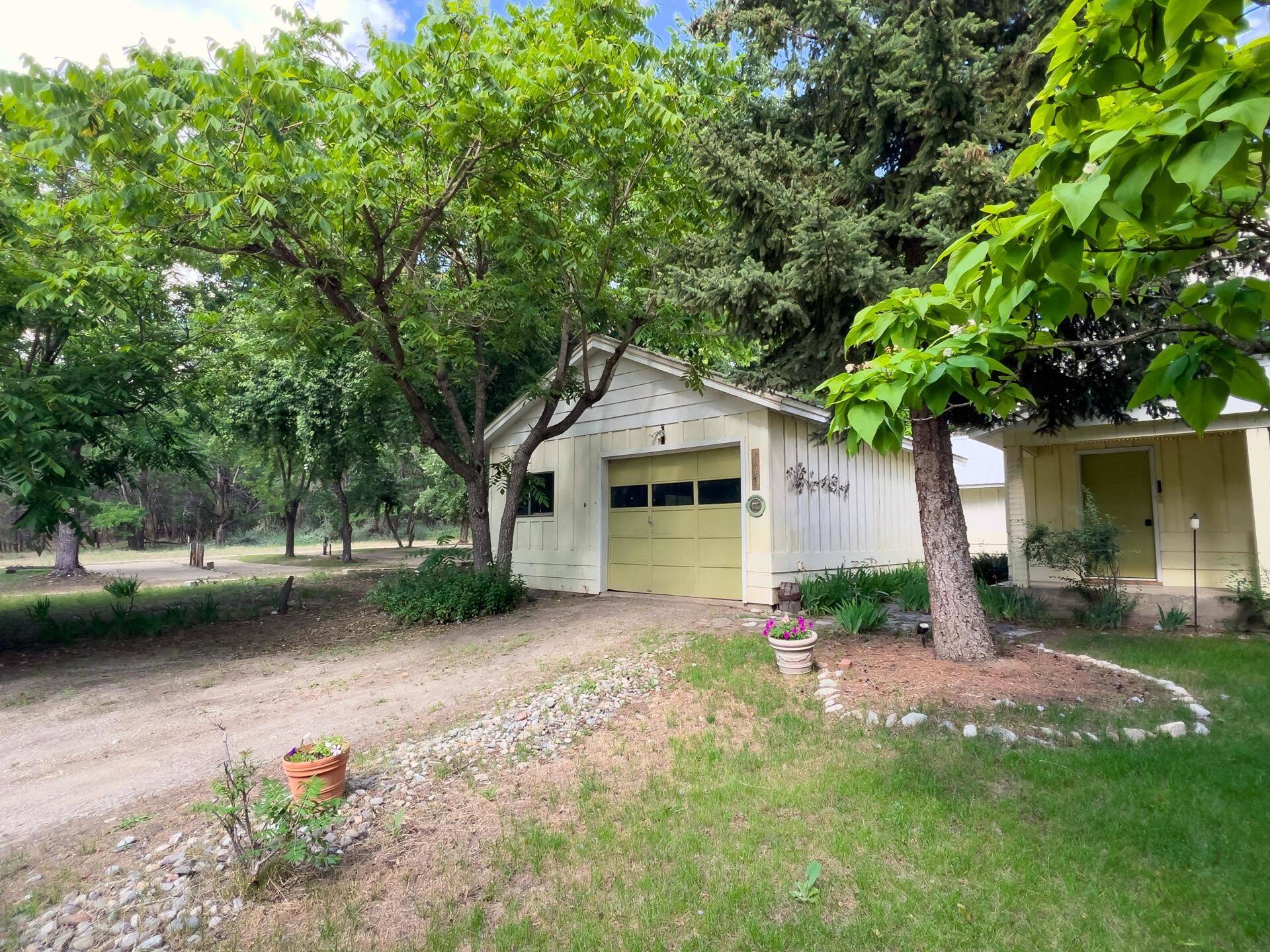 1429 Kettle Park Rd, Kettle Falls, WA 99141