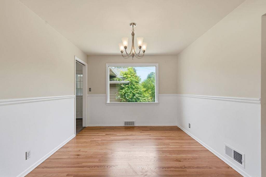 3003 S Bernard St, Spokane, WA 99203
