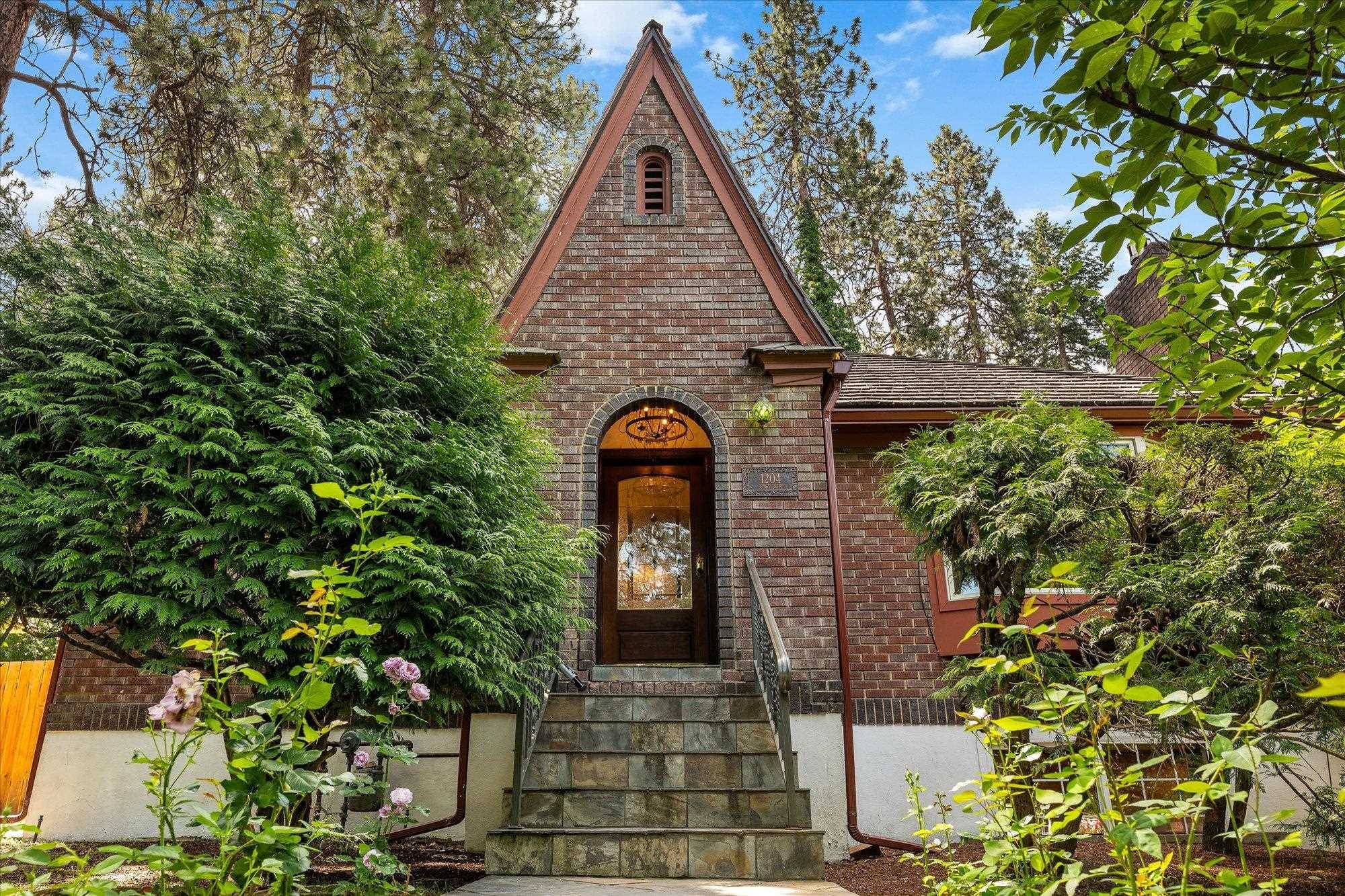 1204 E 18th Ave, Spokane, WA 99203