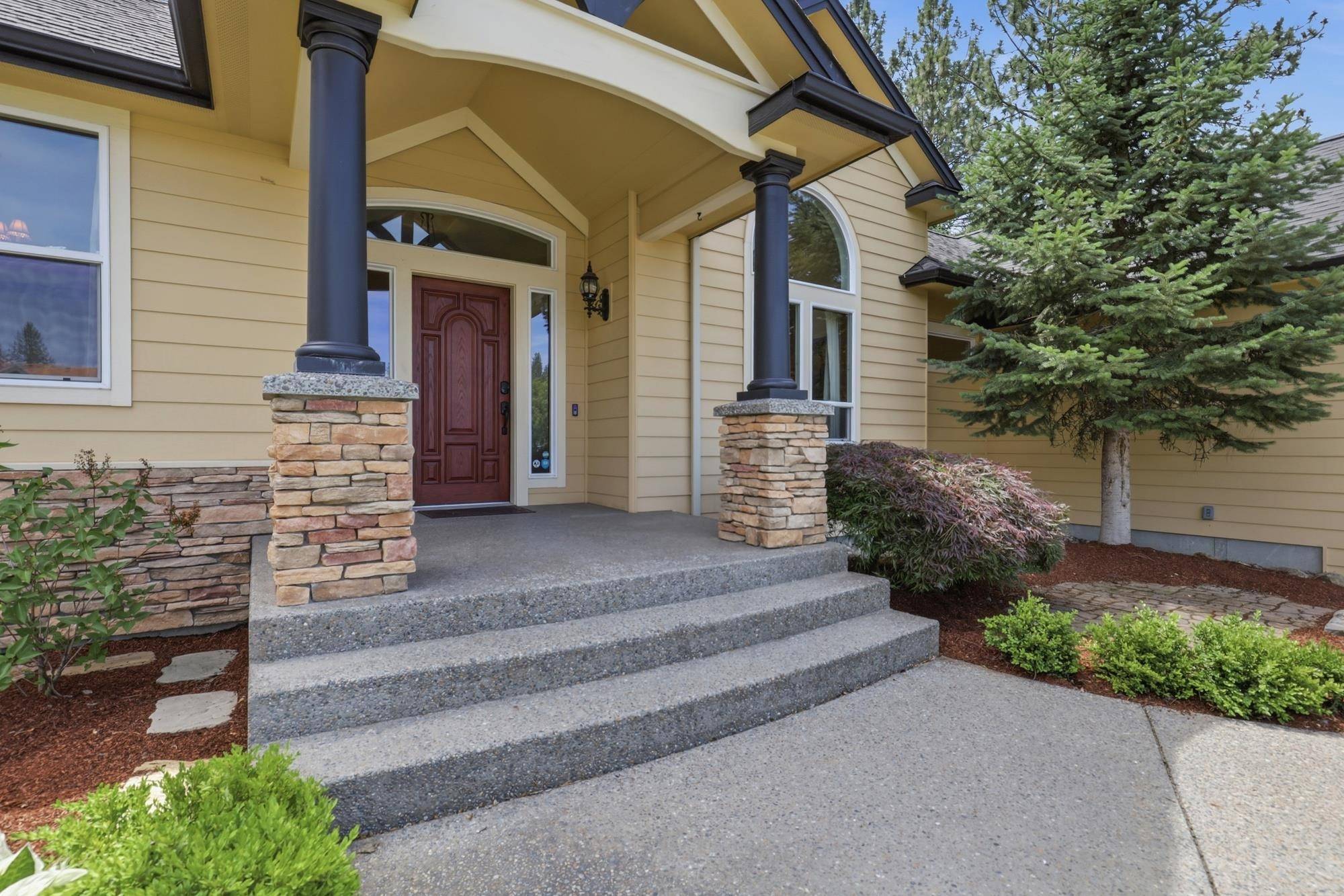 710 E Erica Ct, Spokane, WA 99208