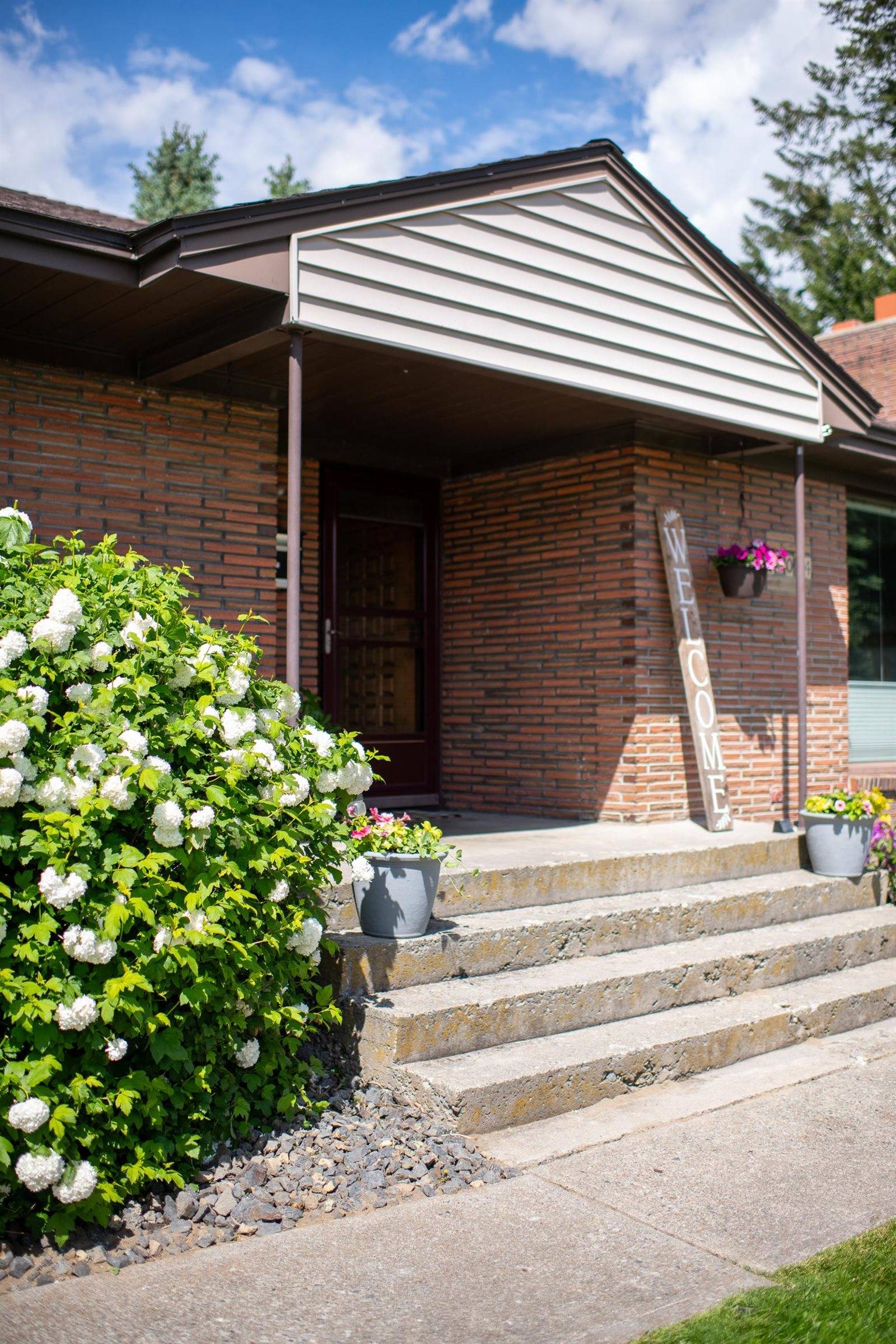 904 W COLUMBIA Ave, Spokane, WA 99205