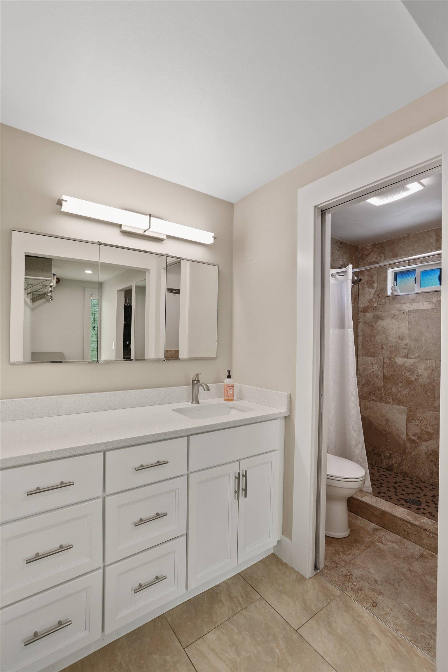 11311 N Lancelot Dr, Spokane, WA 99218