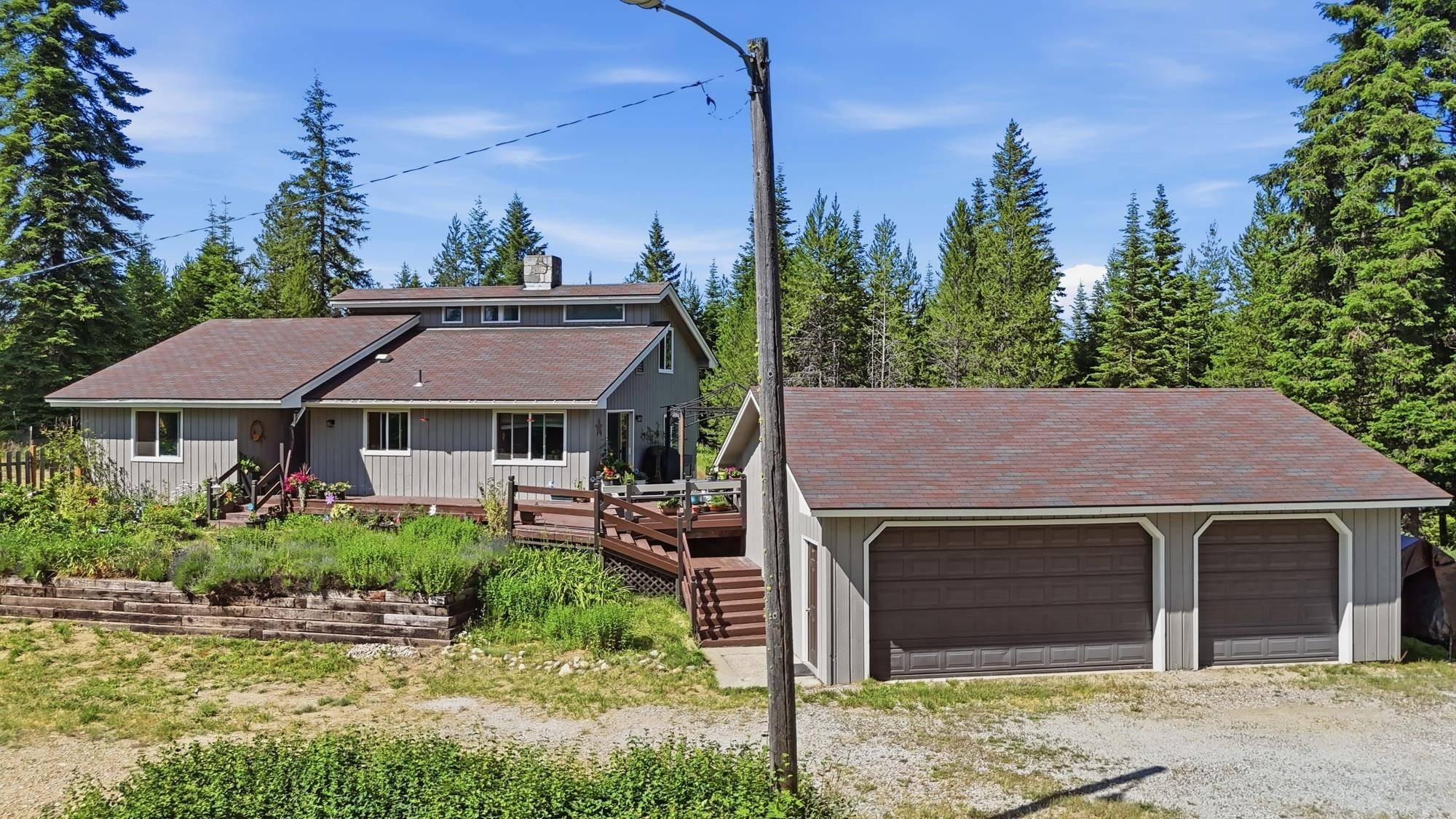 851 Balcom Rd, Newport, WA 99156