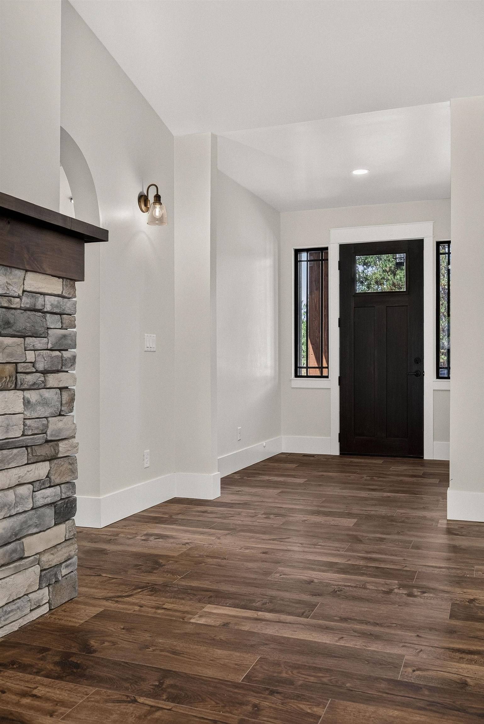 6456 Justin Ct, Nine Mile Falls, WA 99026