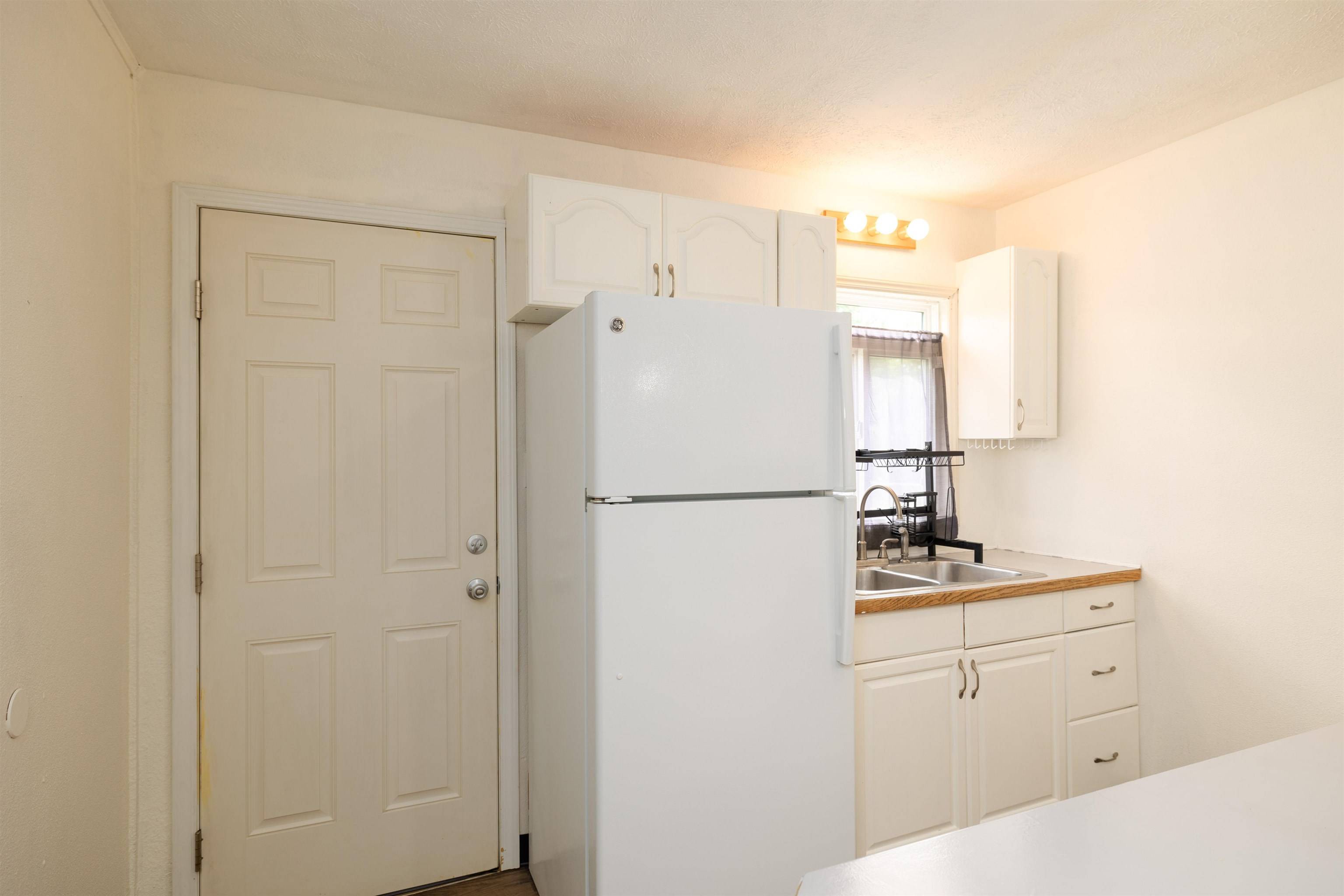 8908-8912 E Main Ave, Spokane, WA 99212