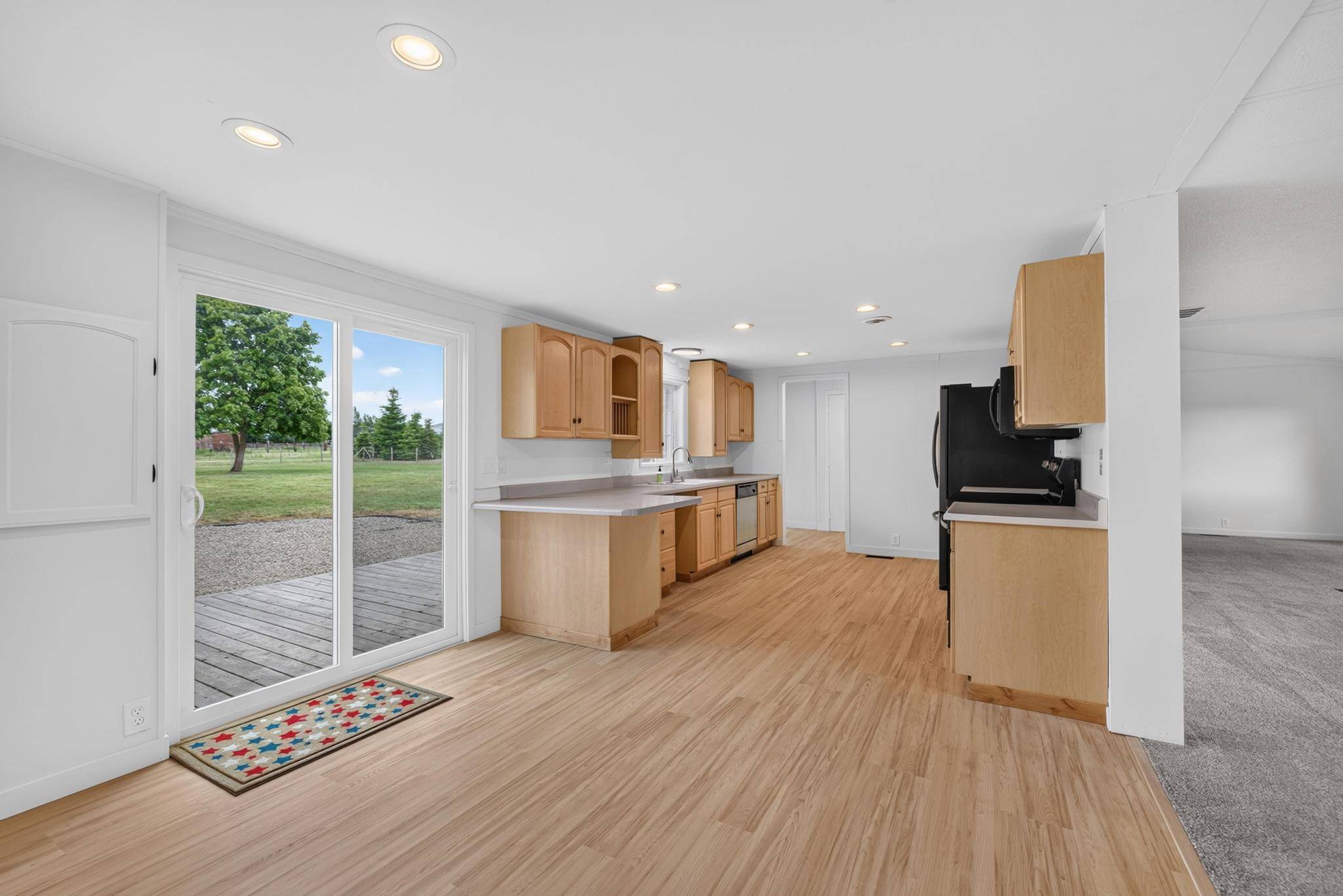 10215 E Day Mt Spokane Rd, Mead, WA 99021
