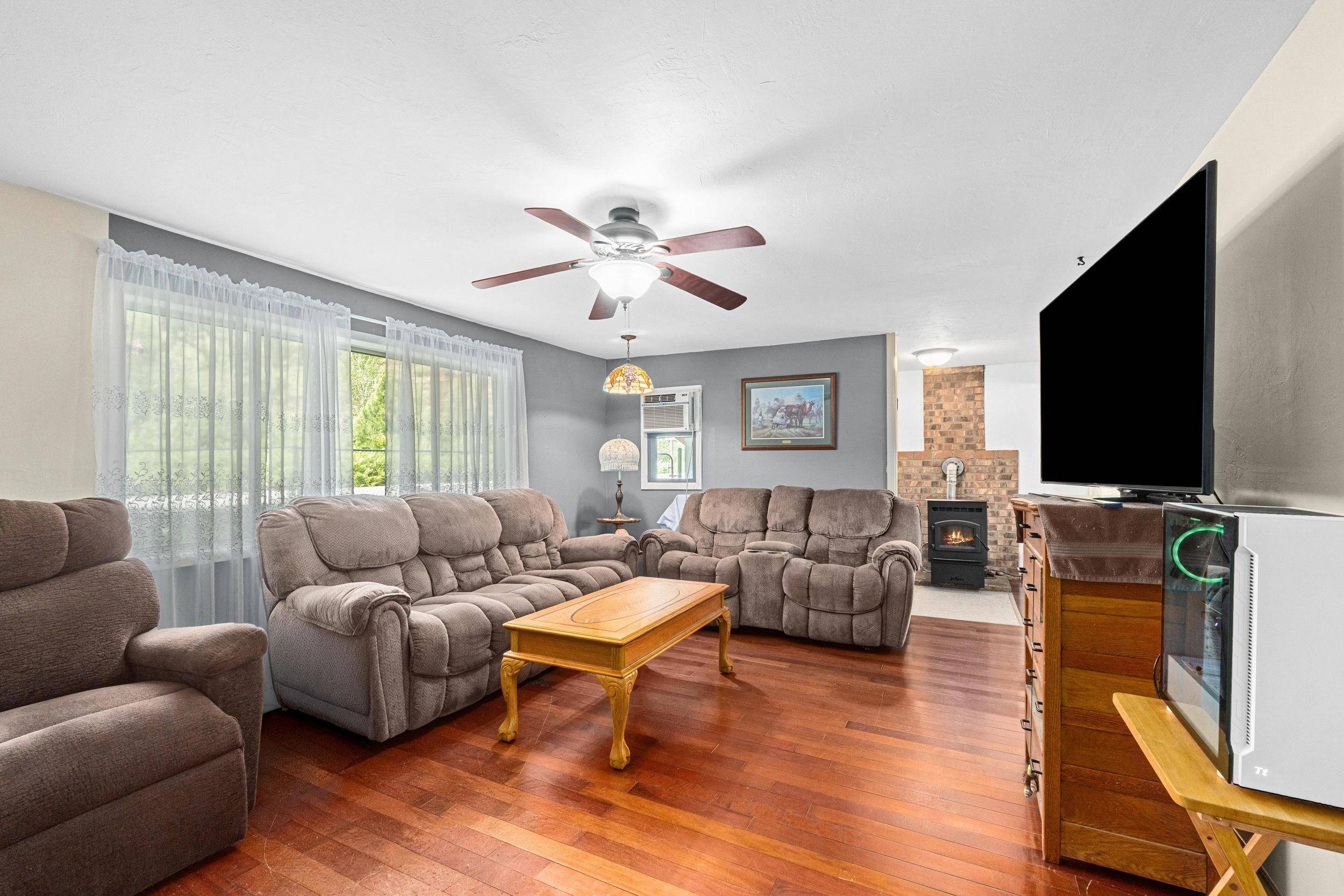 4512 Highway 31 Hwy, Ione, WA 99139