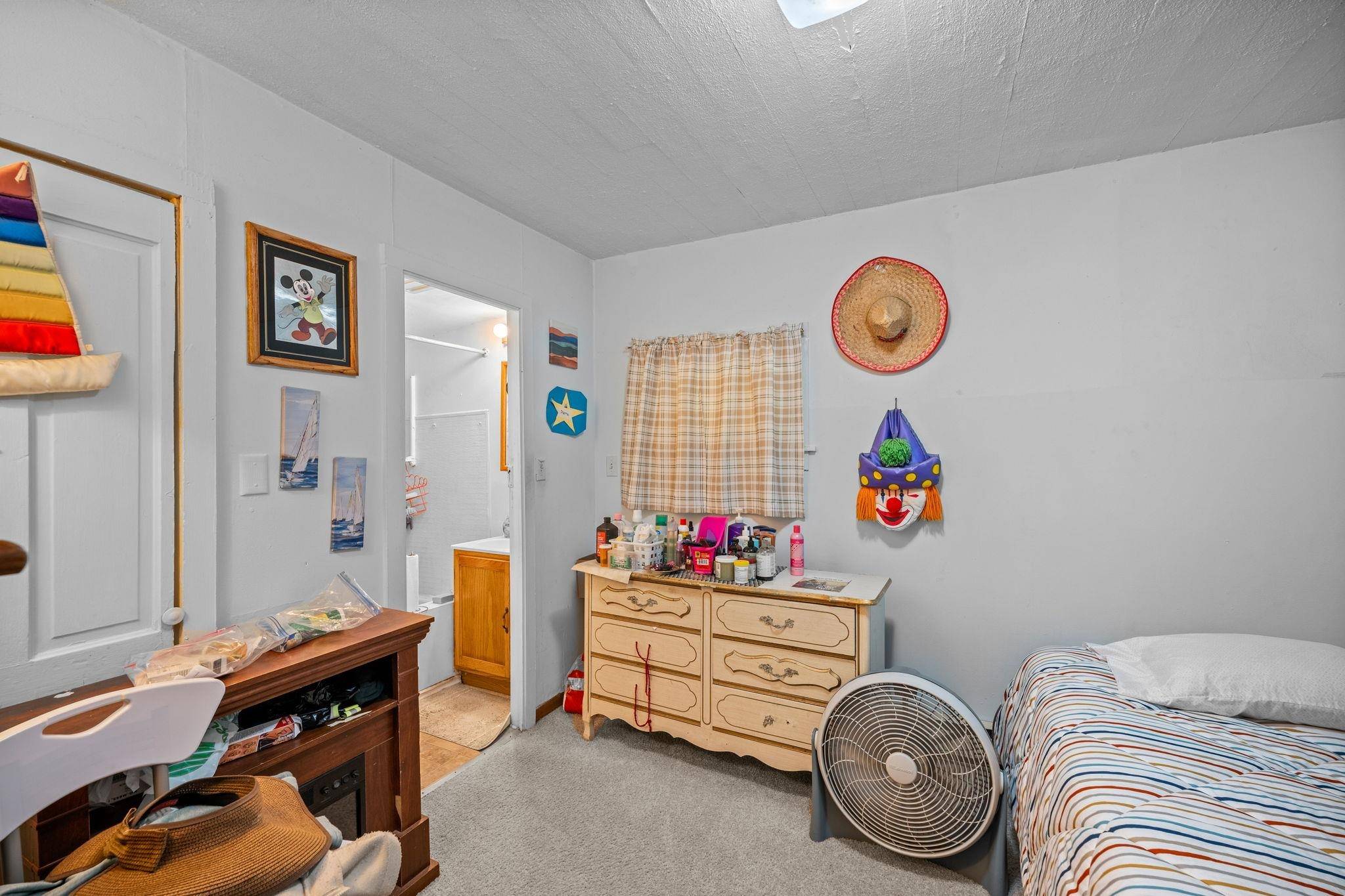 1318 E 16th Ave, Spokane, WA 99203