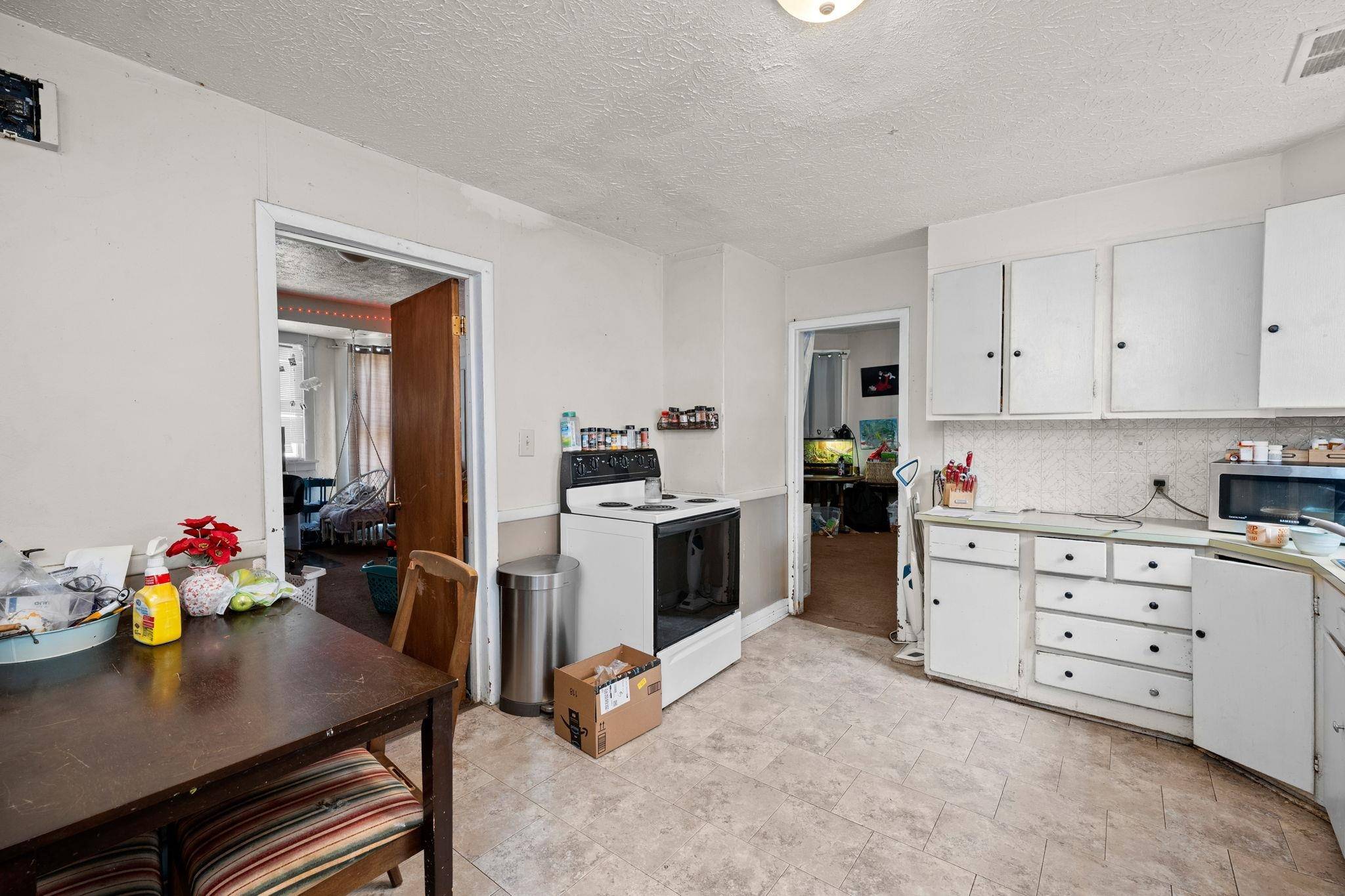 1017 W Augusta Ave, Spokane, WA 99205