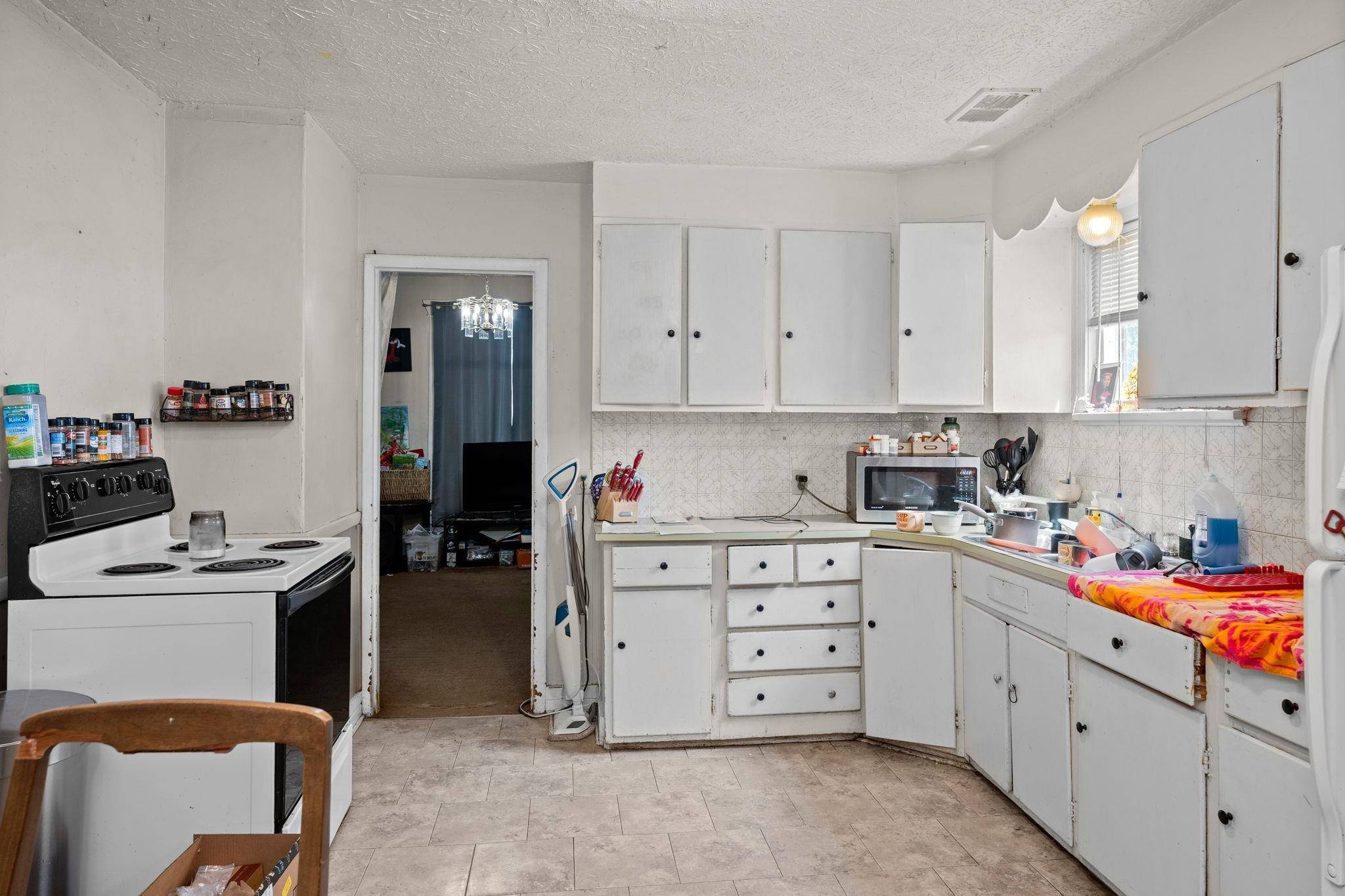 1017 W Augusta Ave, Spokane, WA 99205
